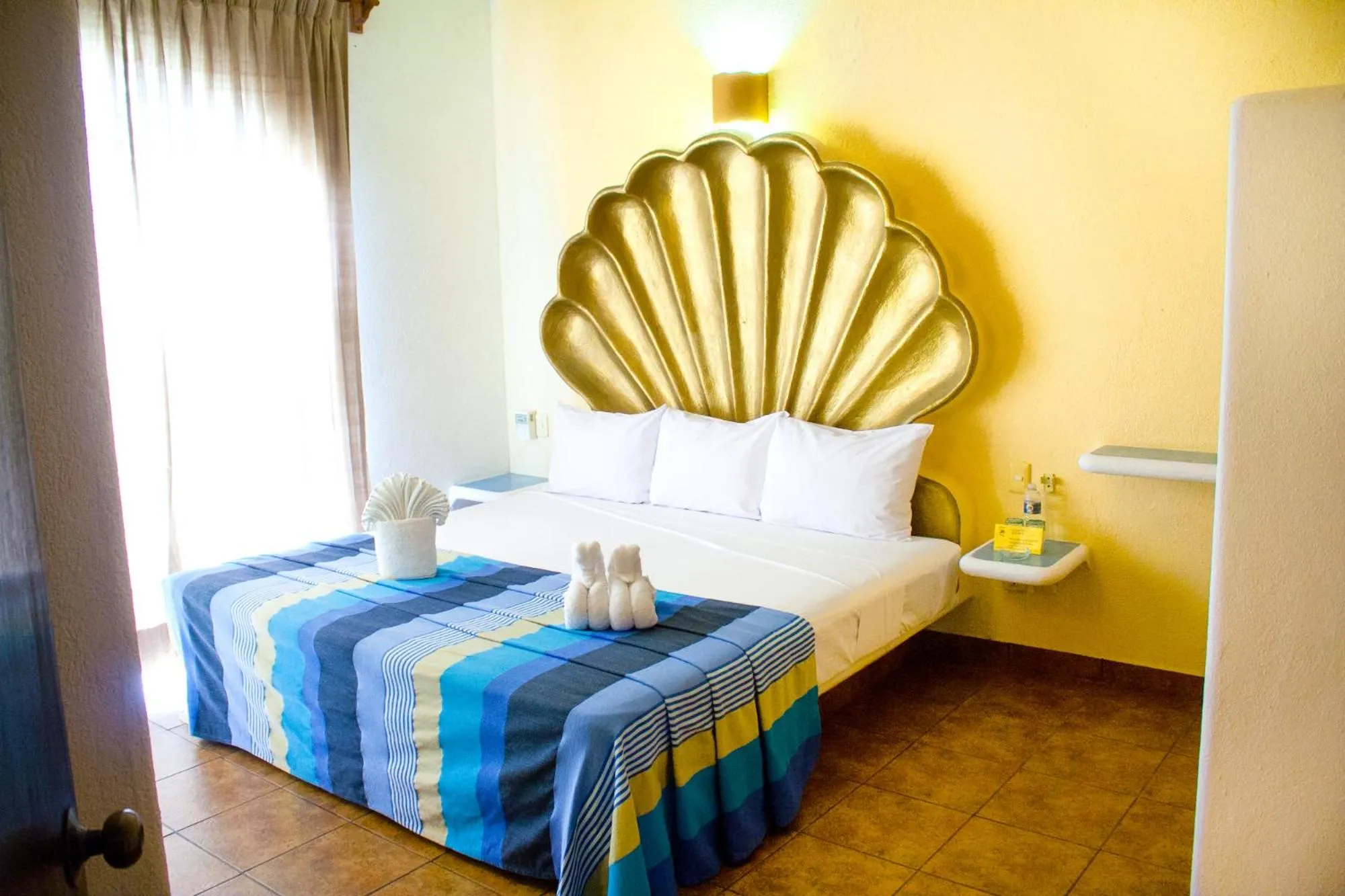 Standard Queen Room in Hotel Bahia Huatulco