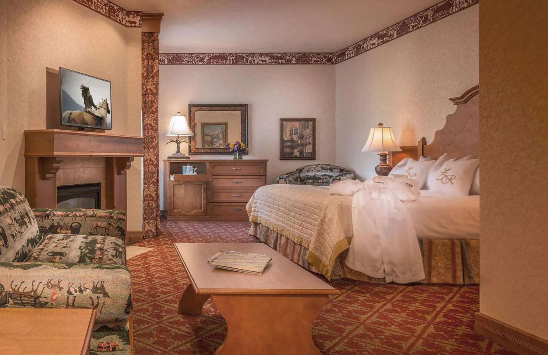 Deluxe King Suite in Zermatt Utah Resort & Spa Trademark Collection by Wyndham
