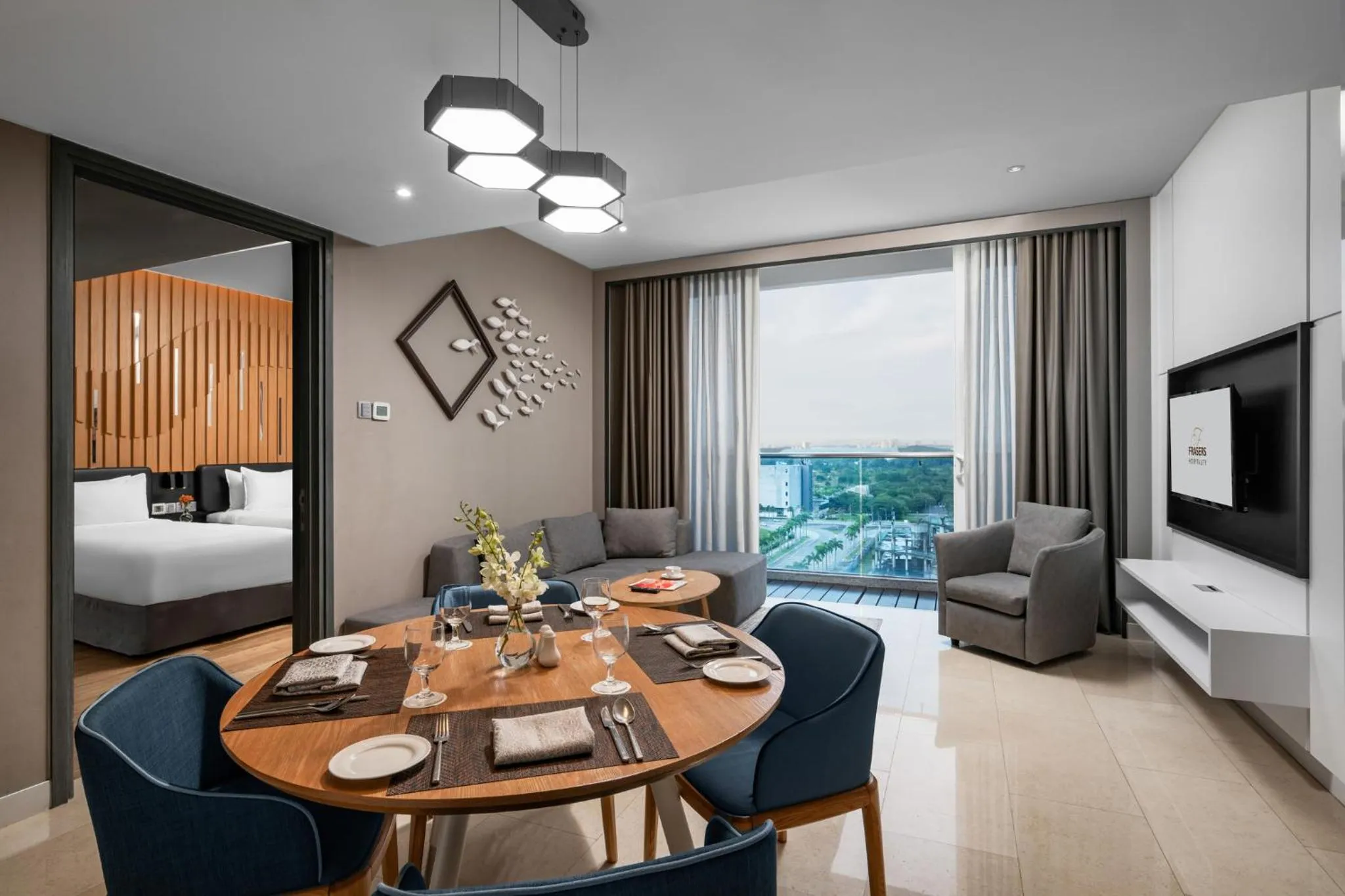 2 Bedroom Premier Sea View in Fraser Place Puteri Harbour