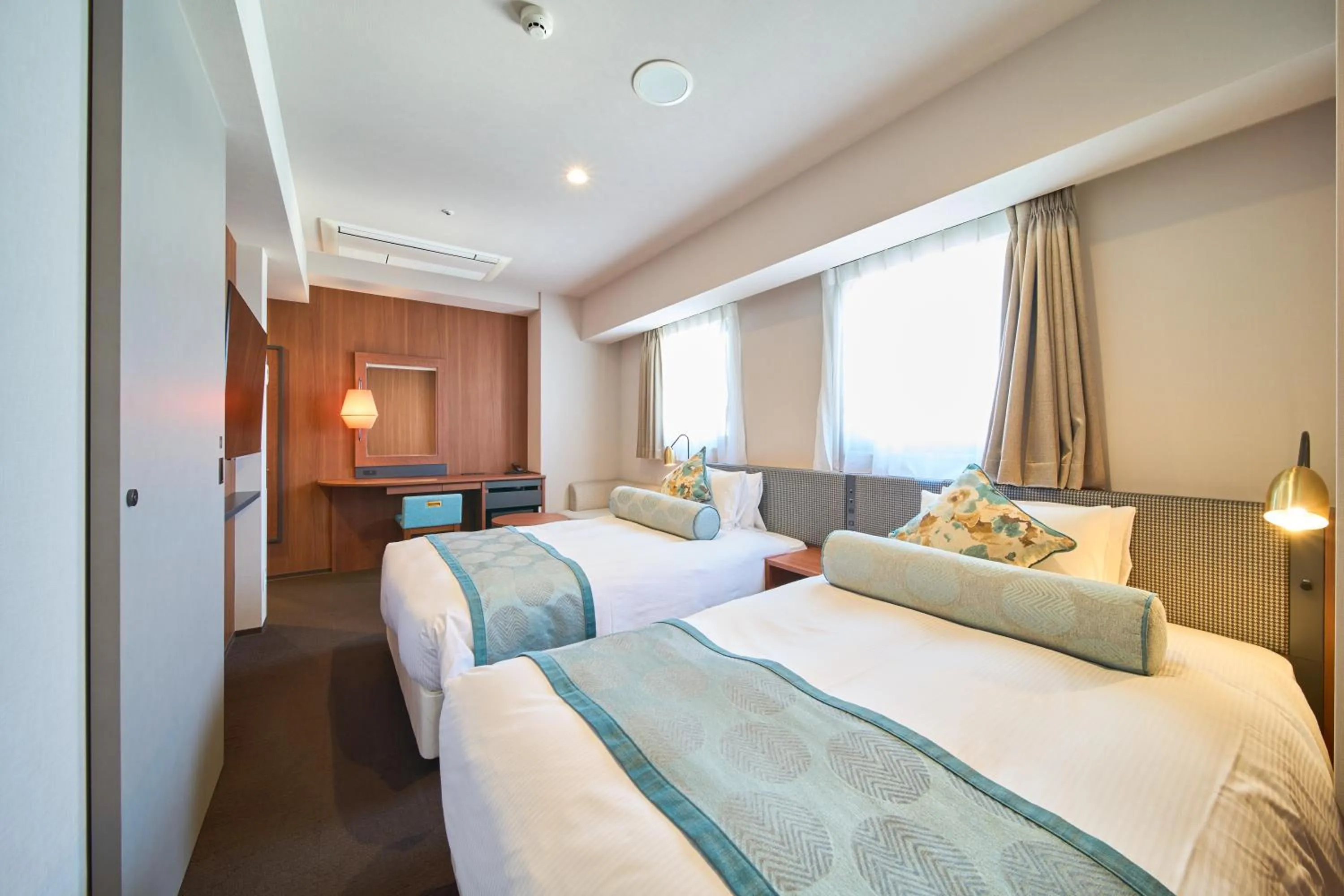 Moderate Twin Room - Smoking in Meitetsu Inn Nagoya Kanayama Annex