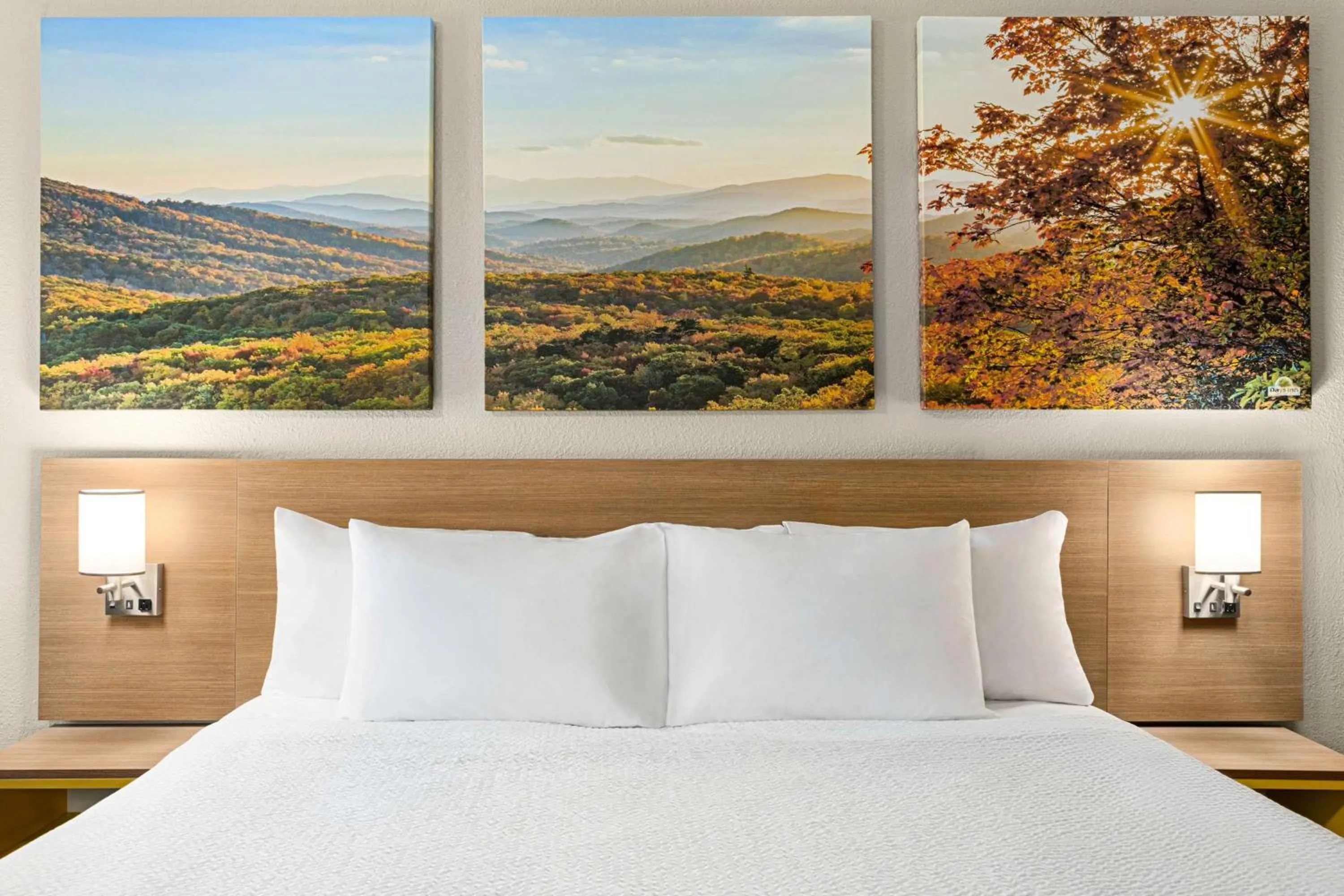 King Room- Non-Smoking in Days Inn by Wyndham Fulton