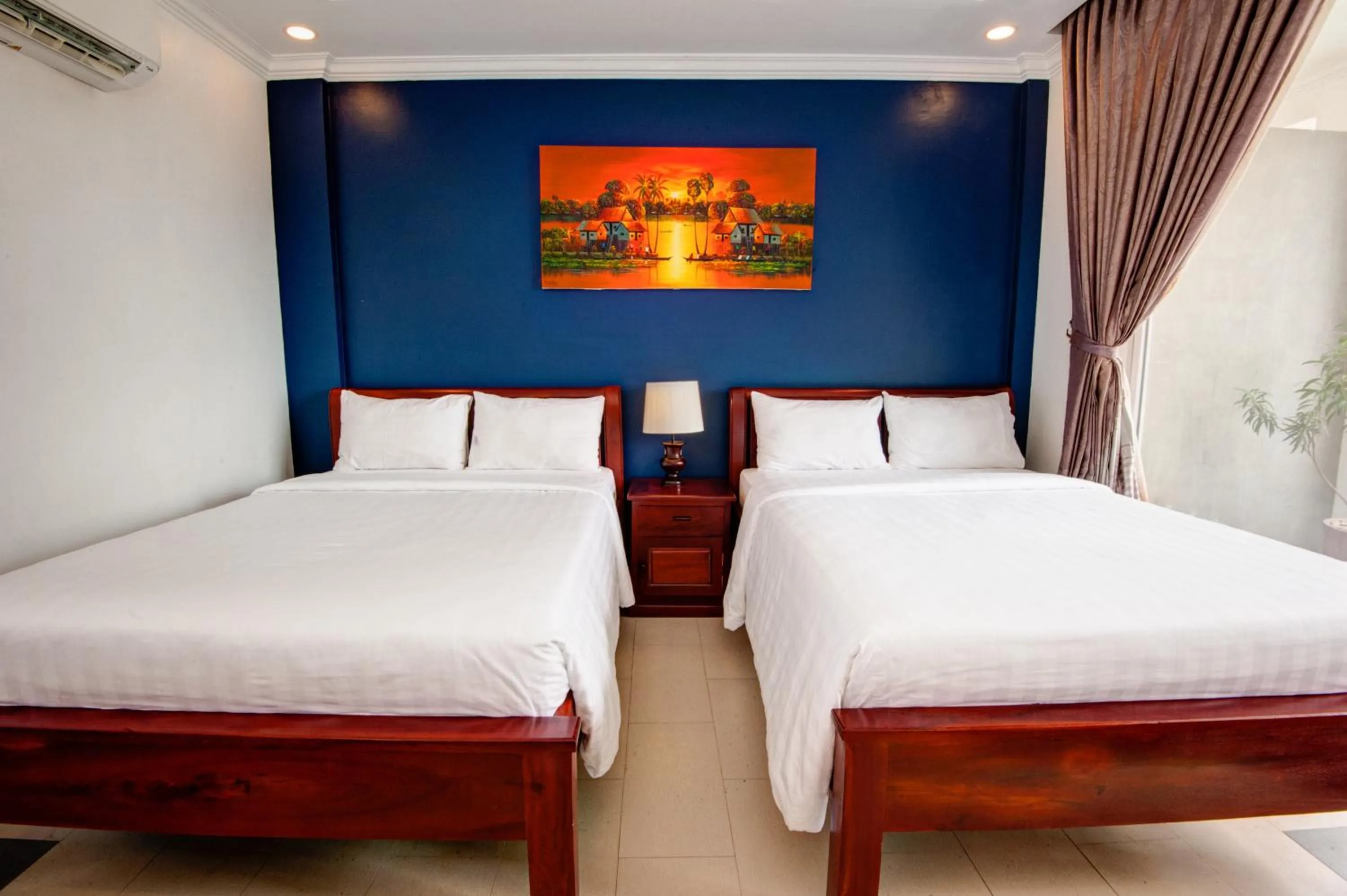 Standard Twin Room in Mad Monkey Hostel Siem Reap