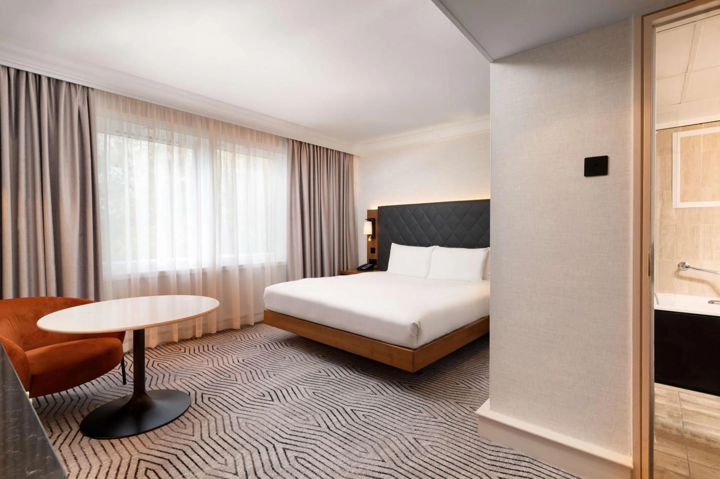 Premium King Room in Hilton London Olympia