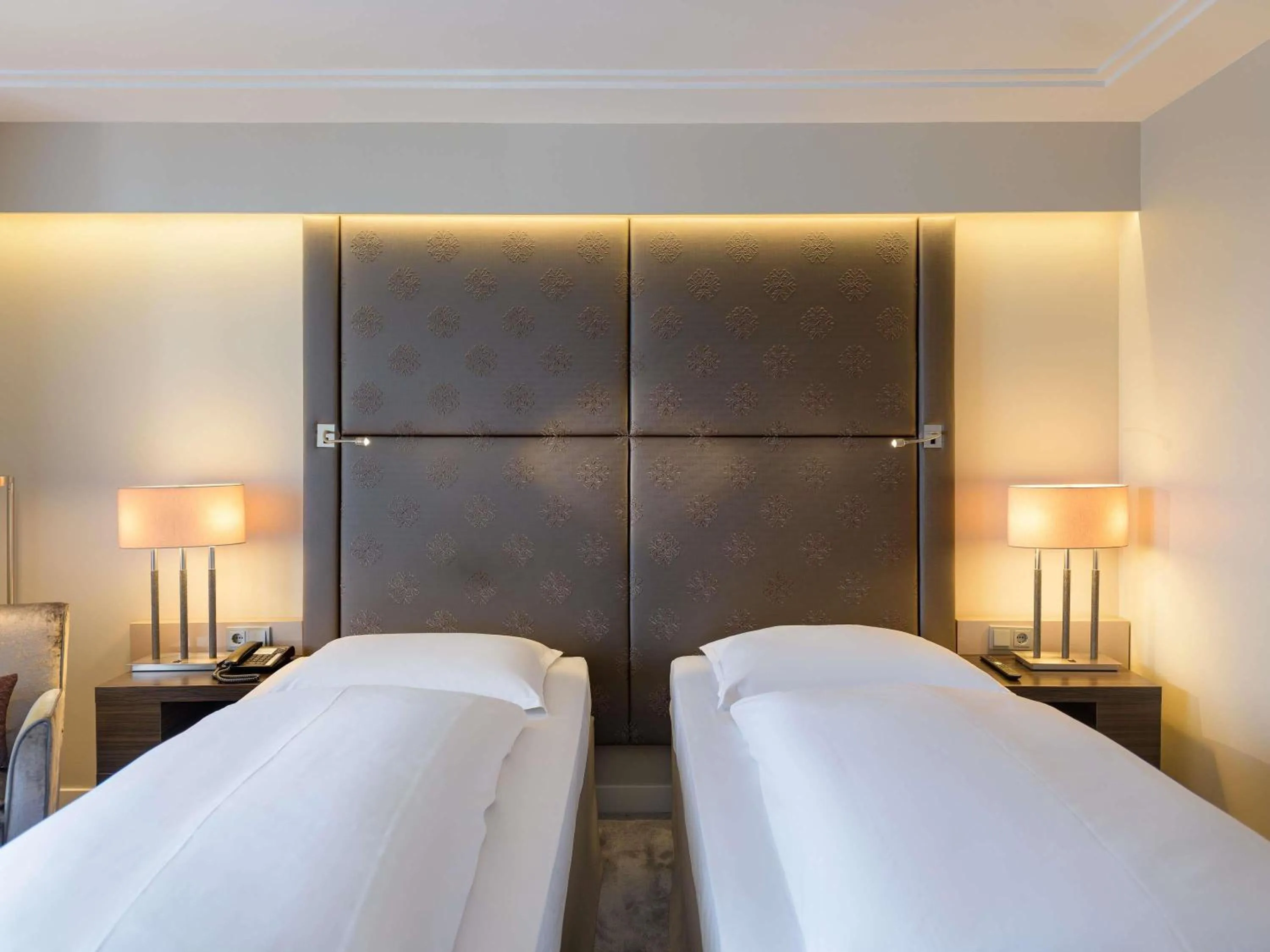 Superior Room with 2 Single Beds in Pullman Munich