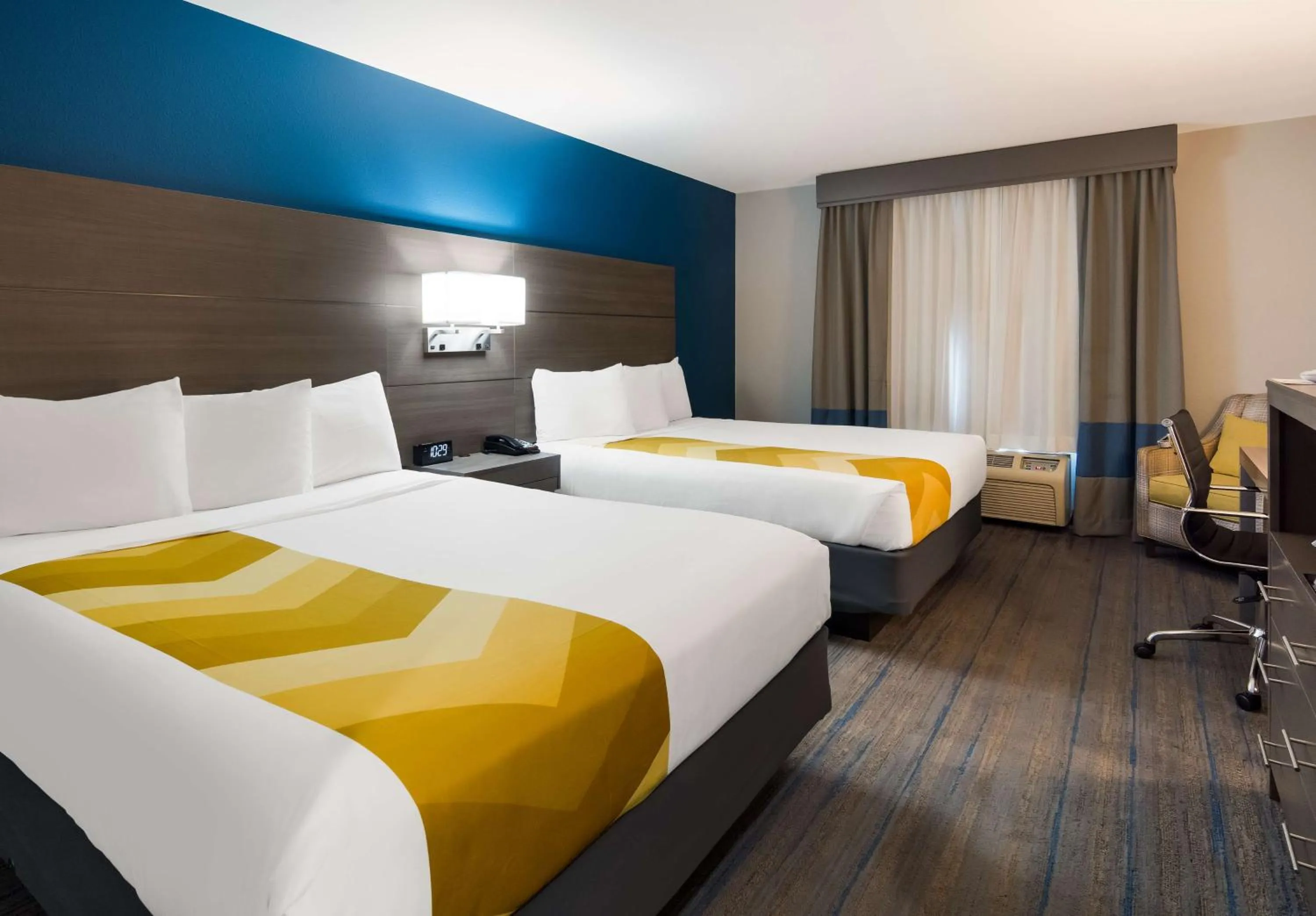 Queen Room with Two Queen Beds in Best Western Eastland