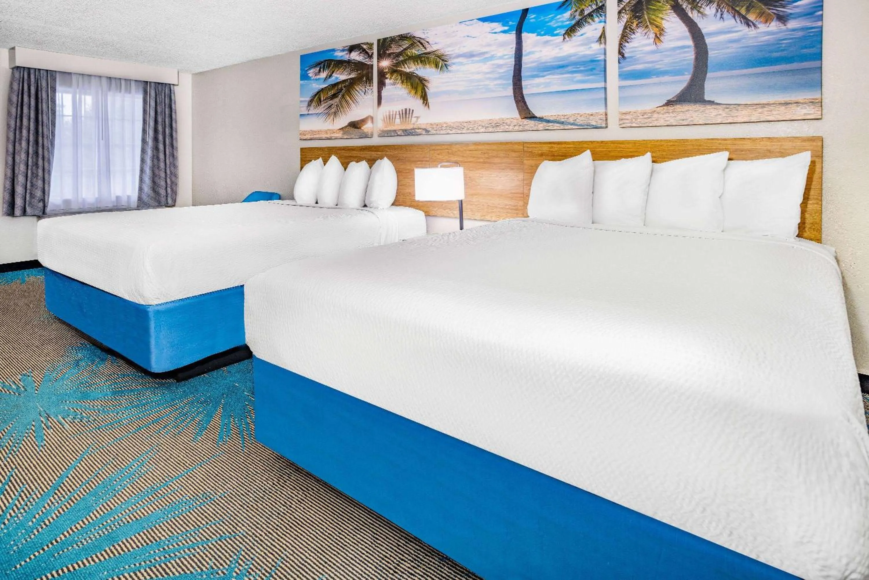 Queen Room with Two Queen Beds - Smoking in Days Inn by Wyndham Barnwell