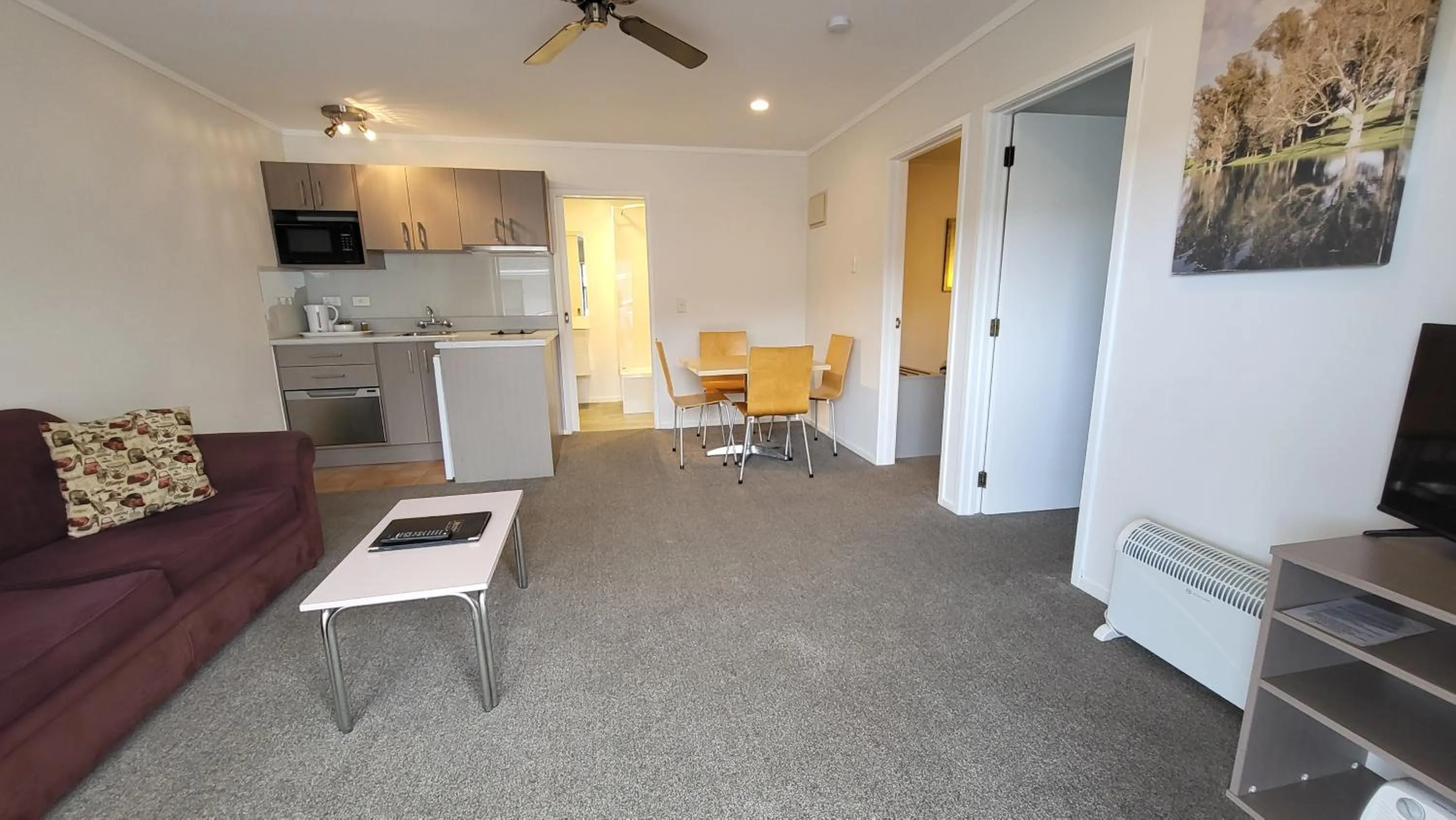 Two-Bedroom Apartment in Manukau Motor Lodge