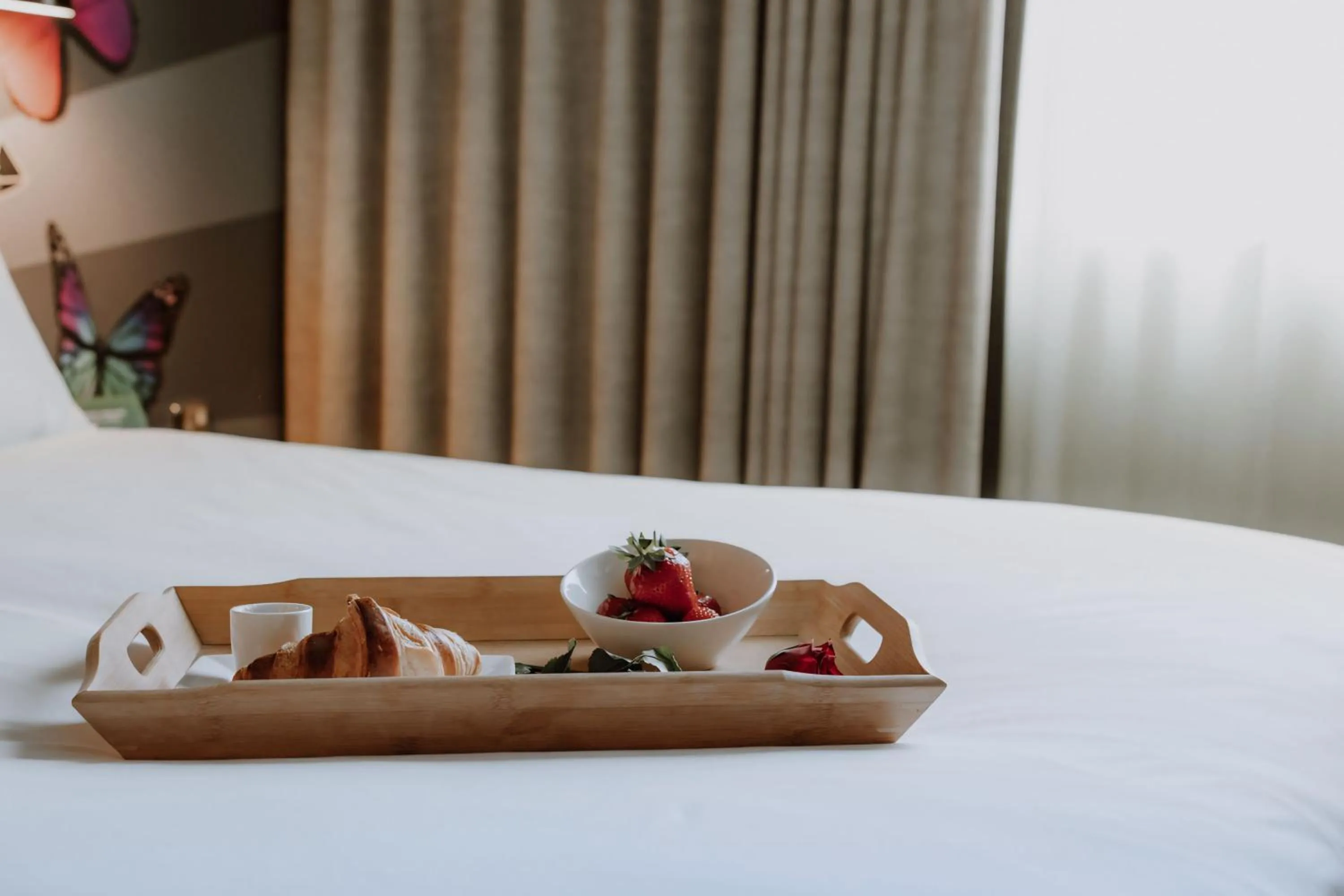 Premium Double Room with sofa bed in Holiday Inn Salisbury - Stonehenge by IHG