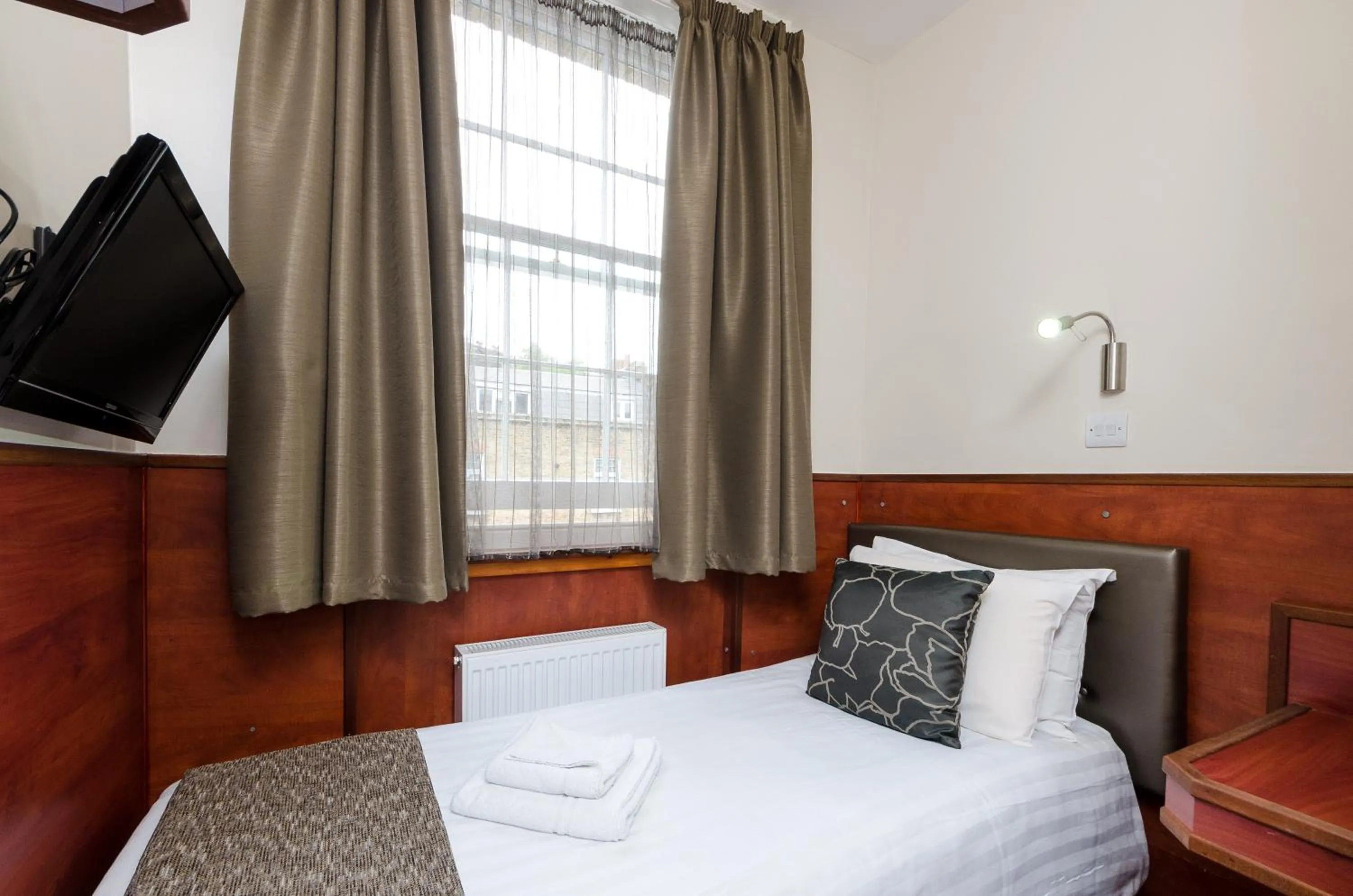 Single Room in Wardonia Hotel Kings Cross