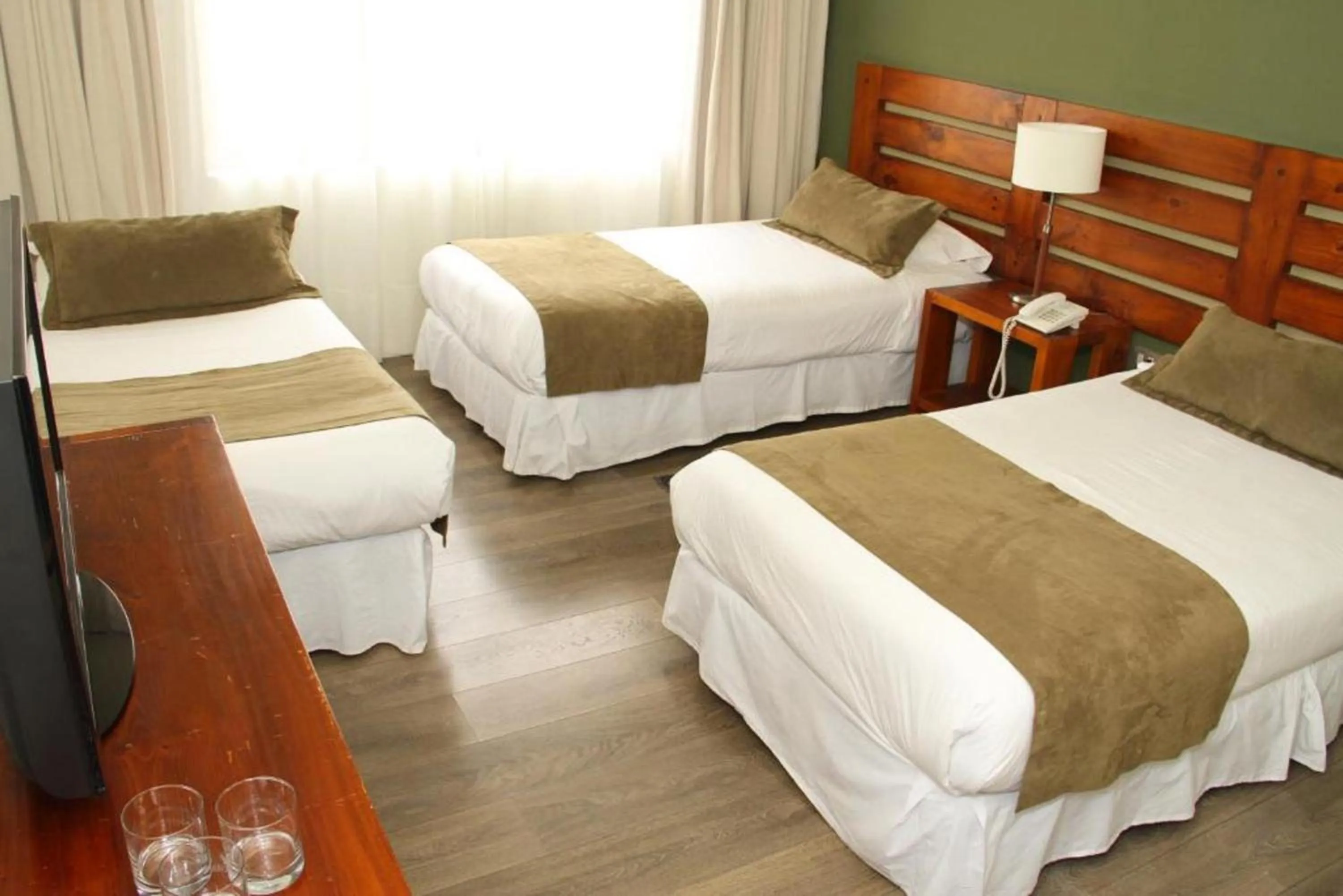 Executive Triple Room in Hotel Limari