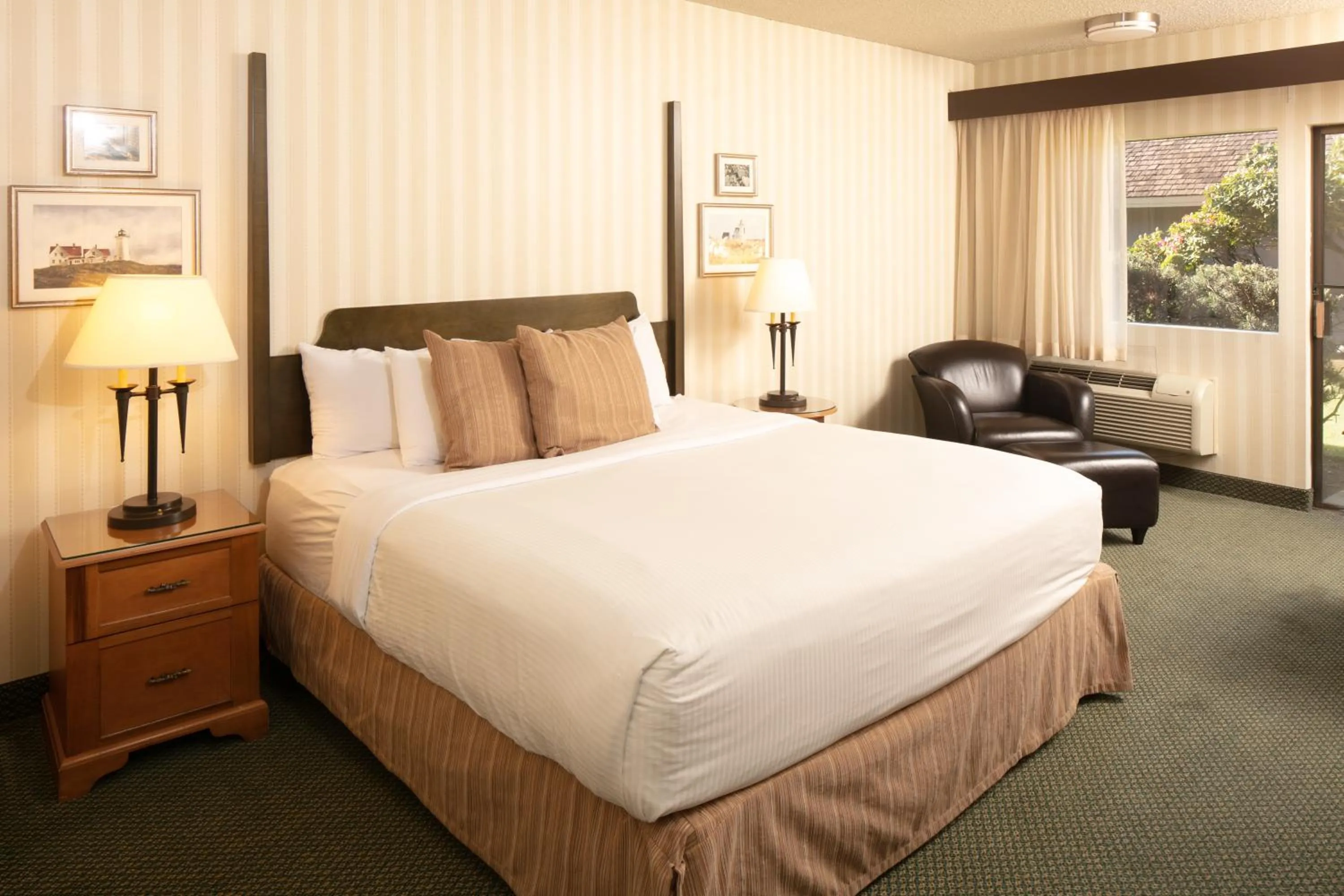 King Room in Red Lion Hotel Bellevue