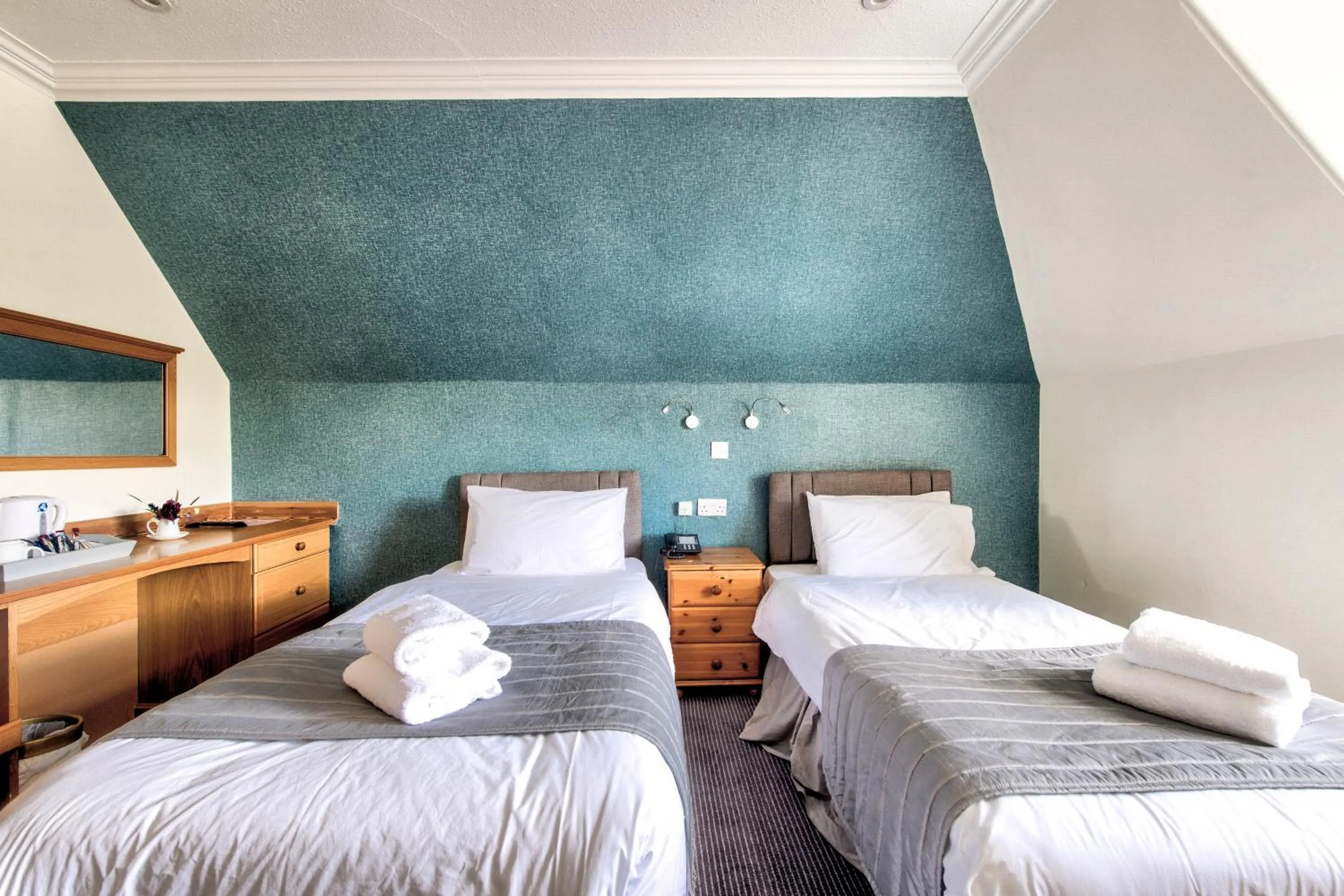 Superior Twin Room in The Morar Hotel