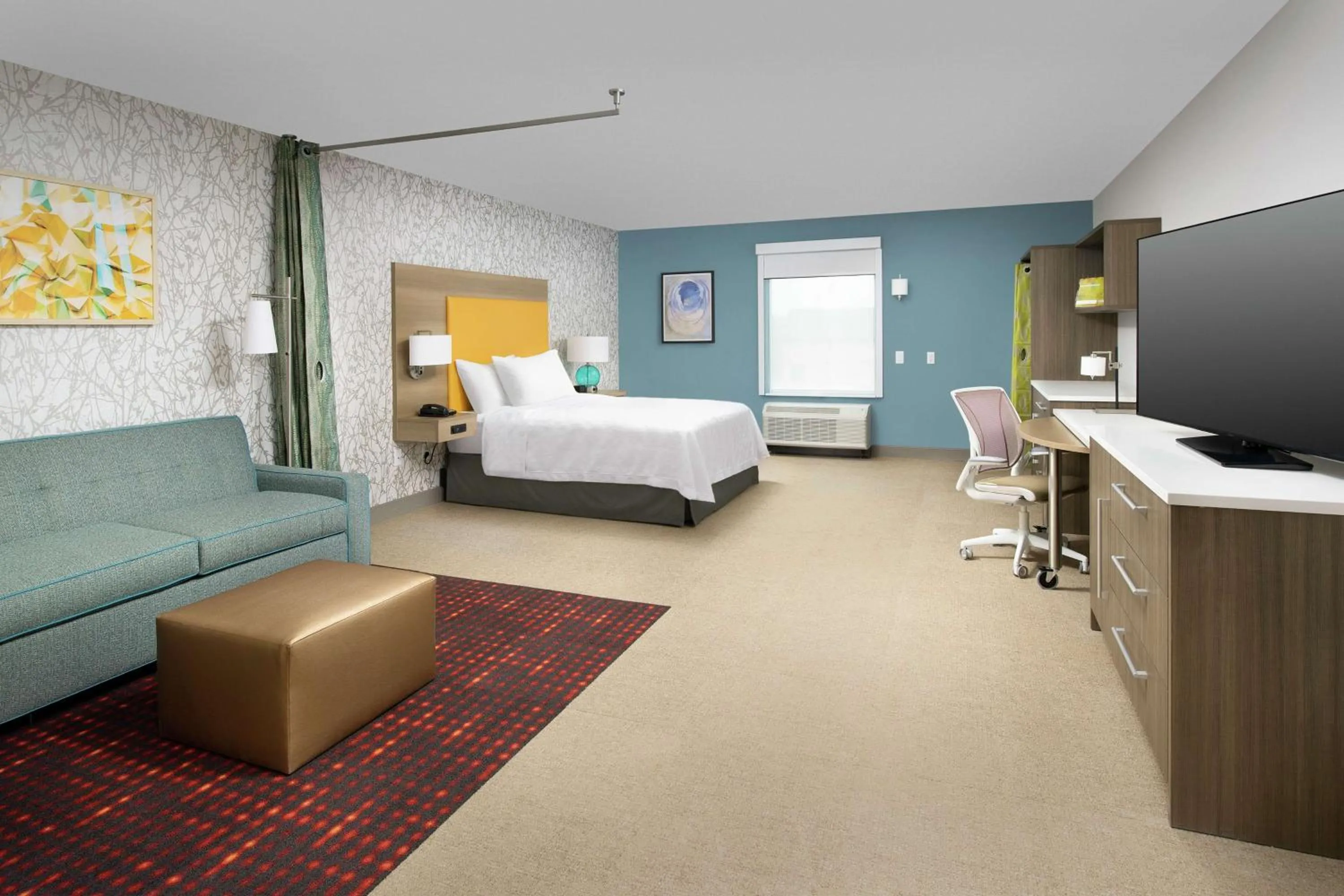 Queen Studio Suite - Hearing Access/Non-Smoking in Home2 Suites By Hilton Longmont