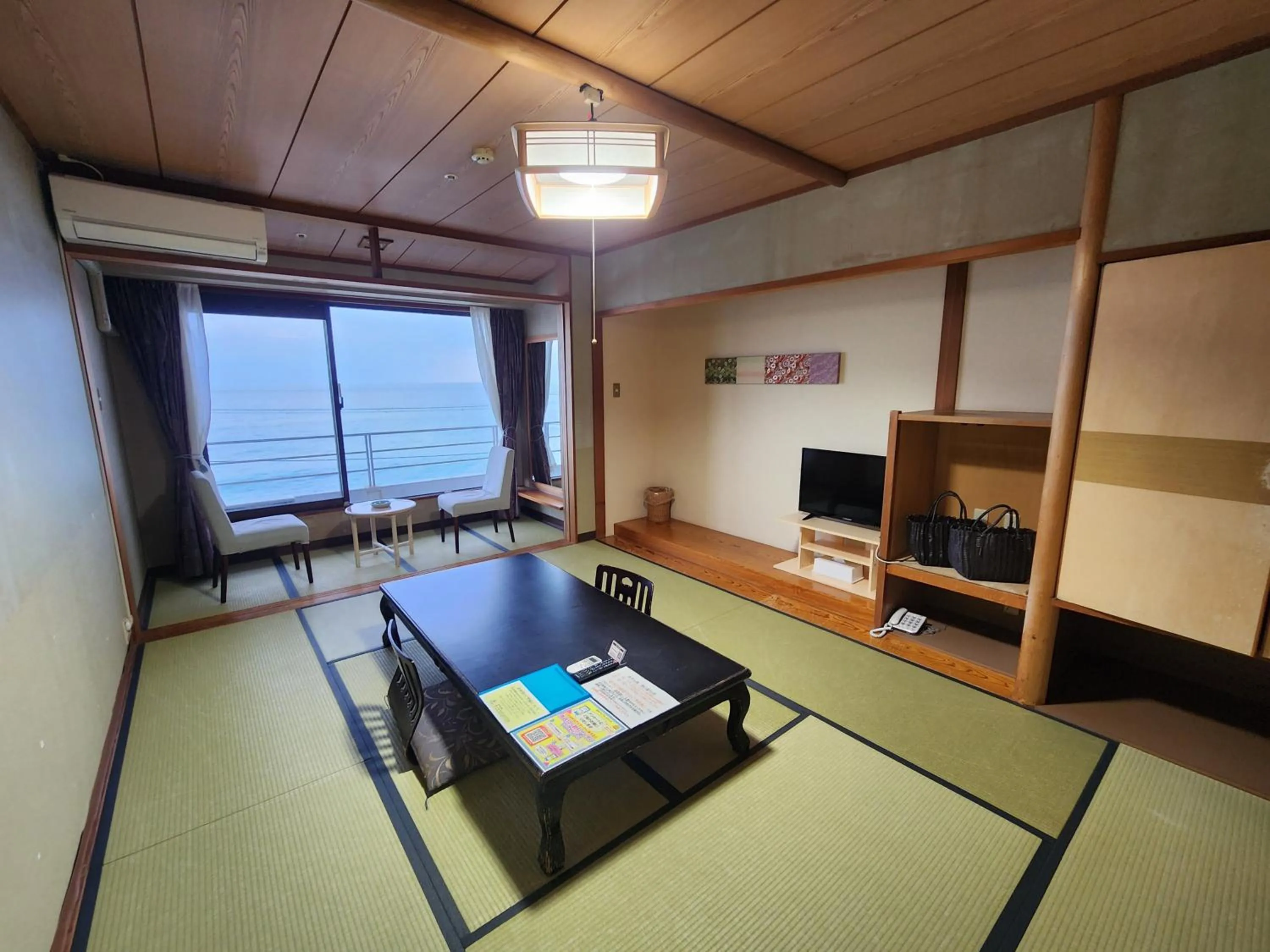 Japanese-Style Family Room with Sea View - single occupancy in Hotel Cetus Royal
