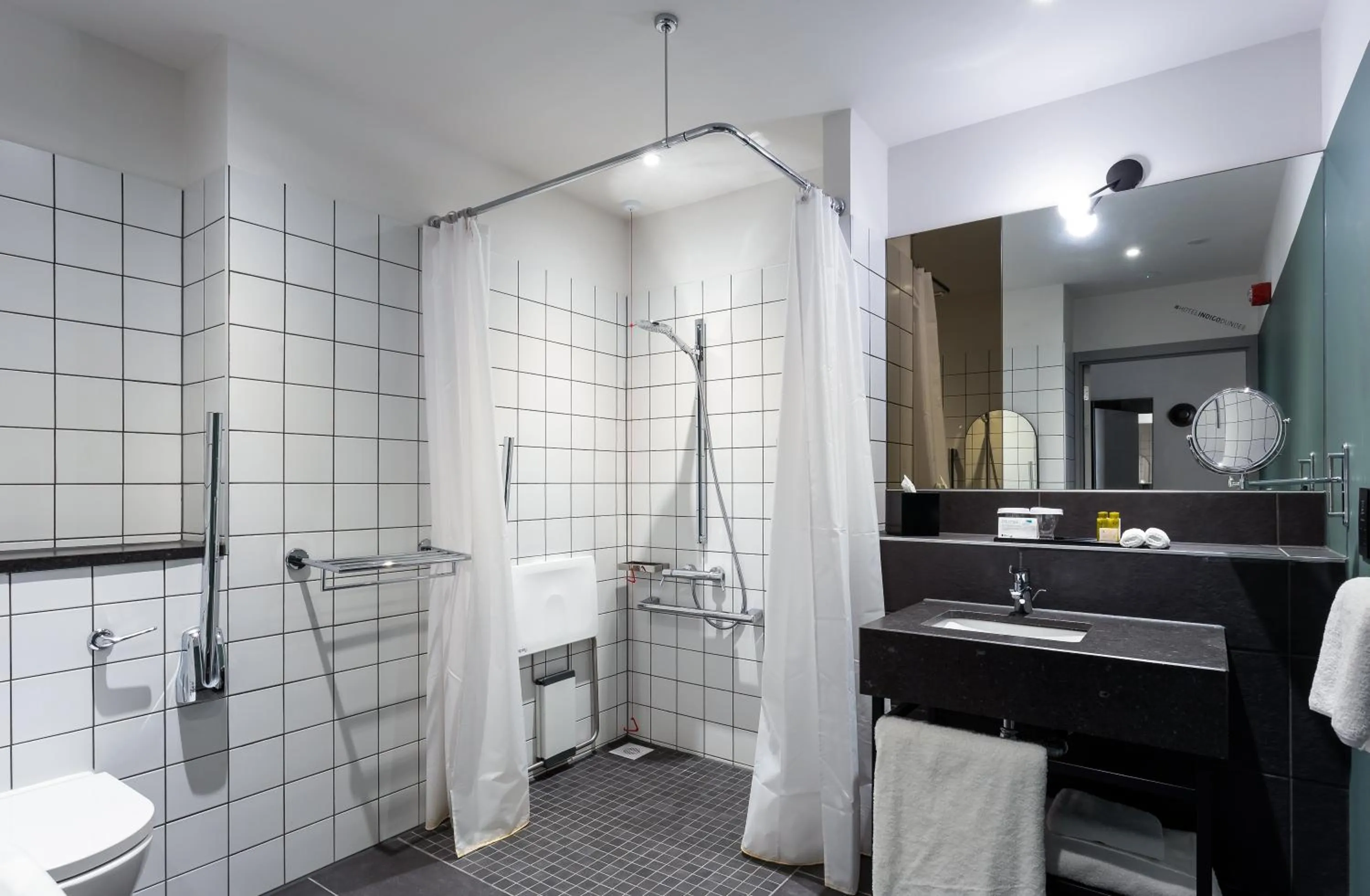 Standard King Room - Disability Access in Hotel Indigo - Dundee by IHG
