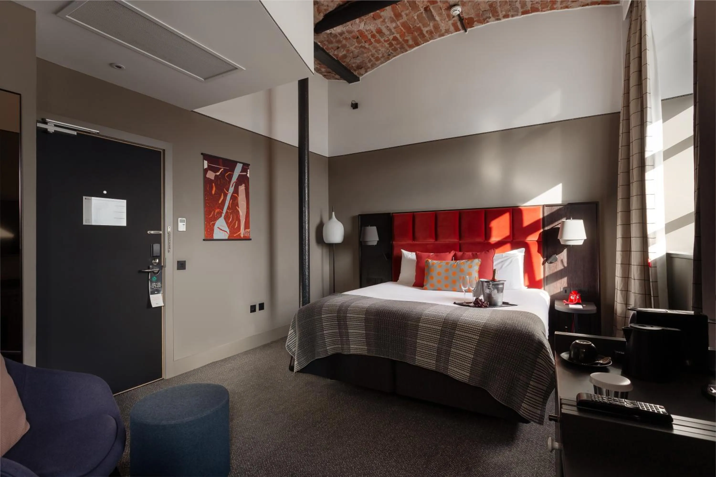 King Suite in Hotel Indigo - Dundee by IHG