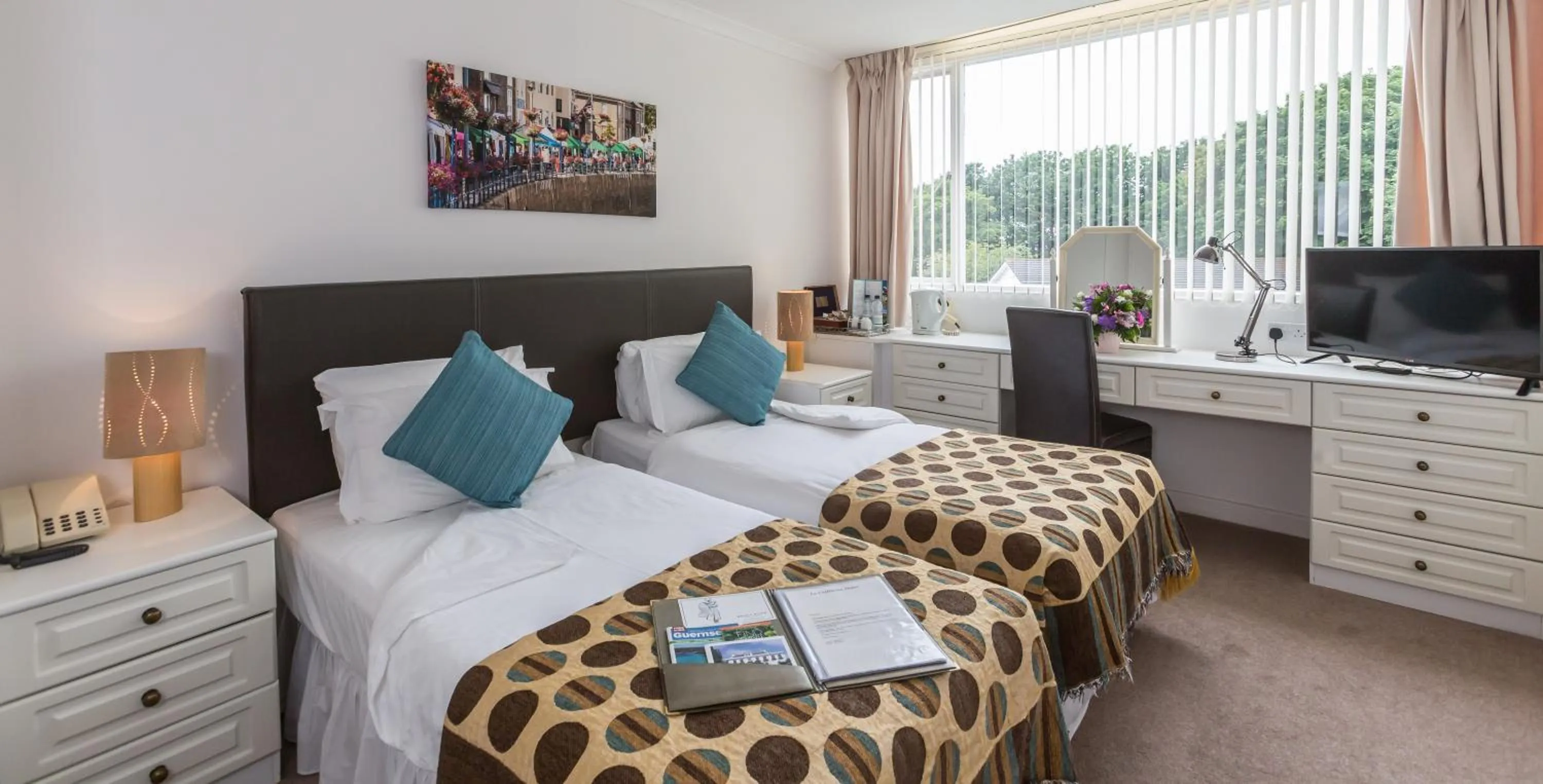 Twin Room in La Collinette Hotel, Cottages & Apartments