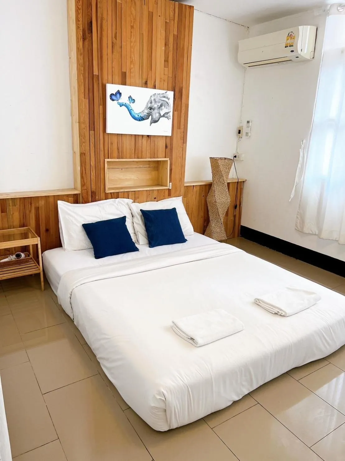 Standard Twin Room in Cozy by Funwahn