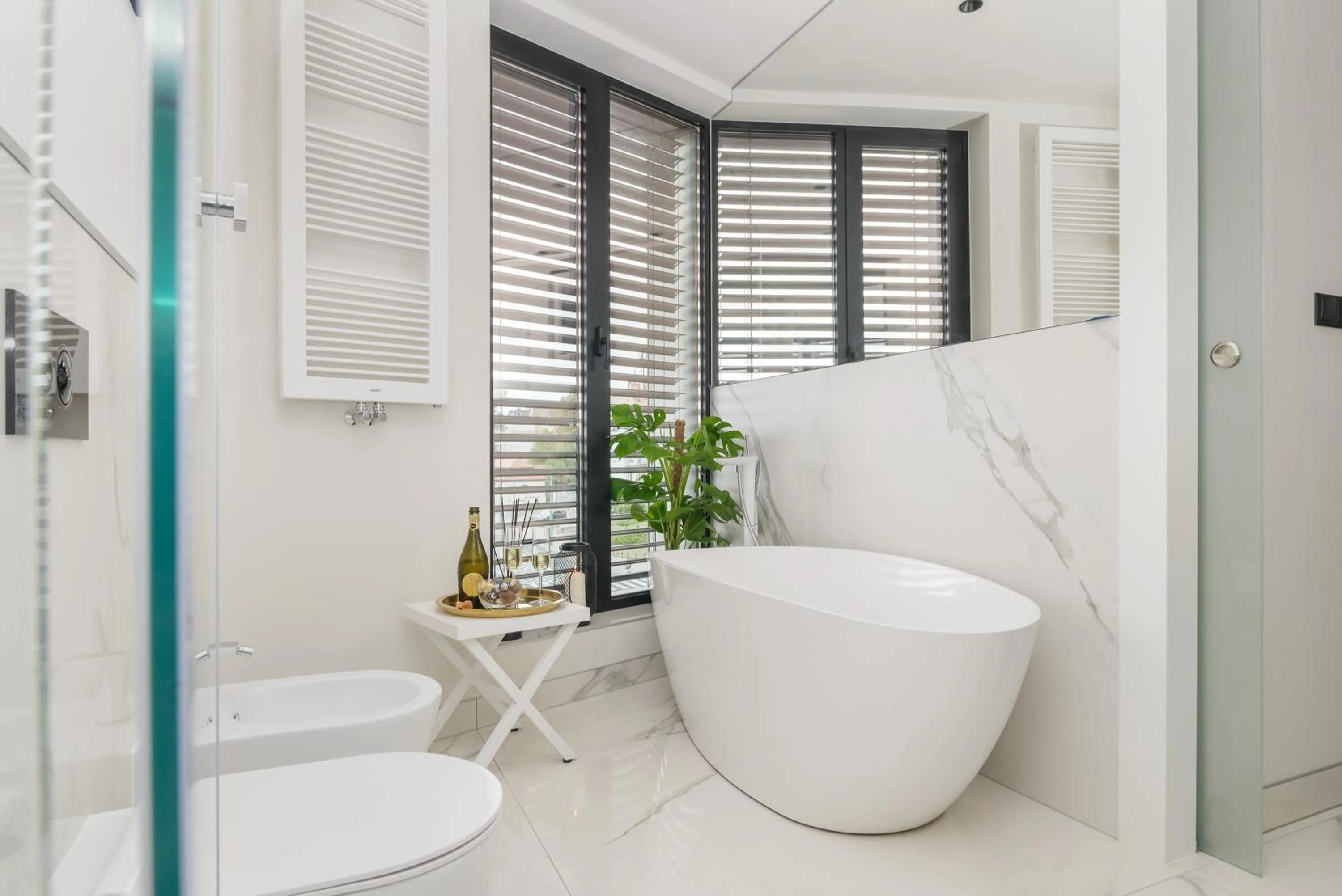 Deluxe Apartment 07 in Centro Design Apartments - Półwiejska