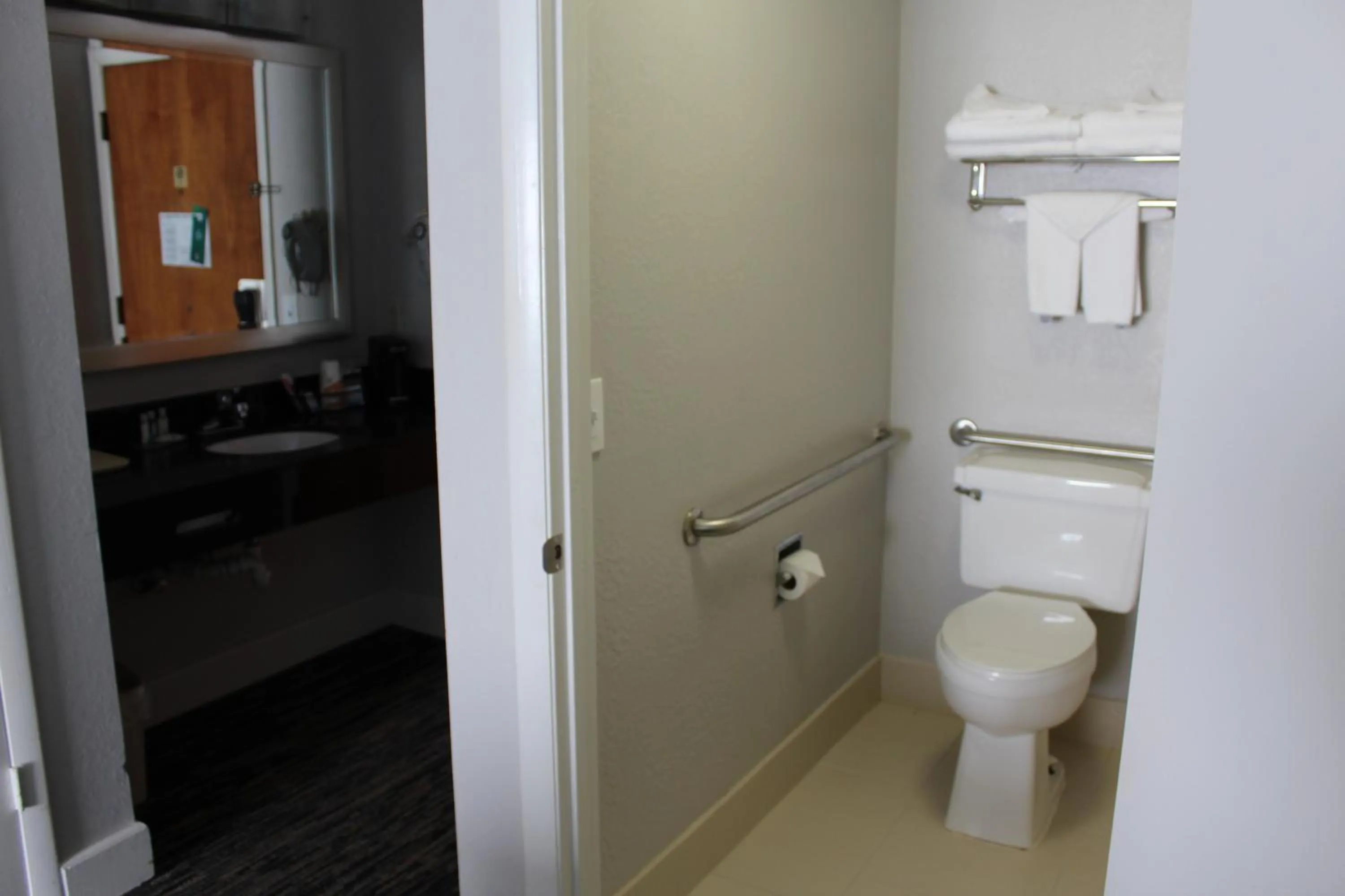 Queen Room with Two Queen Beds - Accessible/Non-Smoking  in Quality Inn Crossville Near Cumberland Mountain State Park