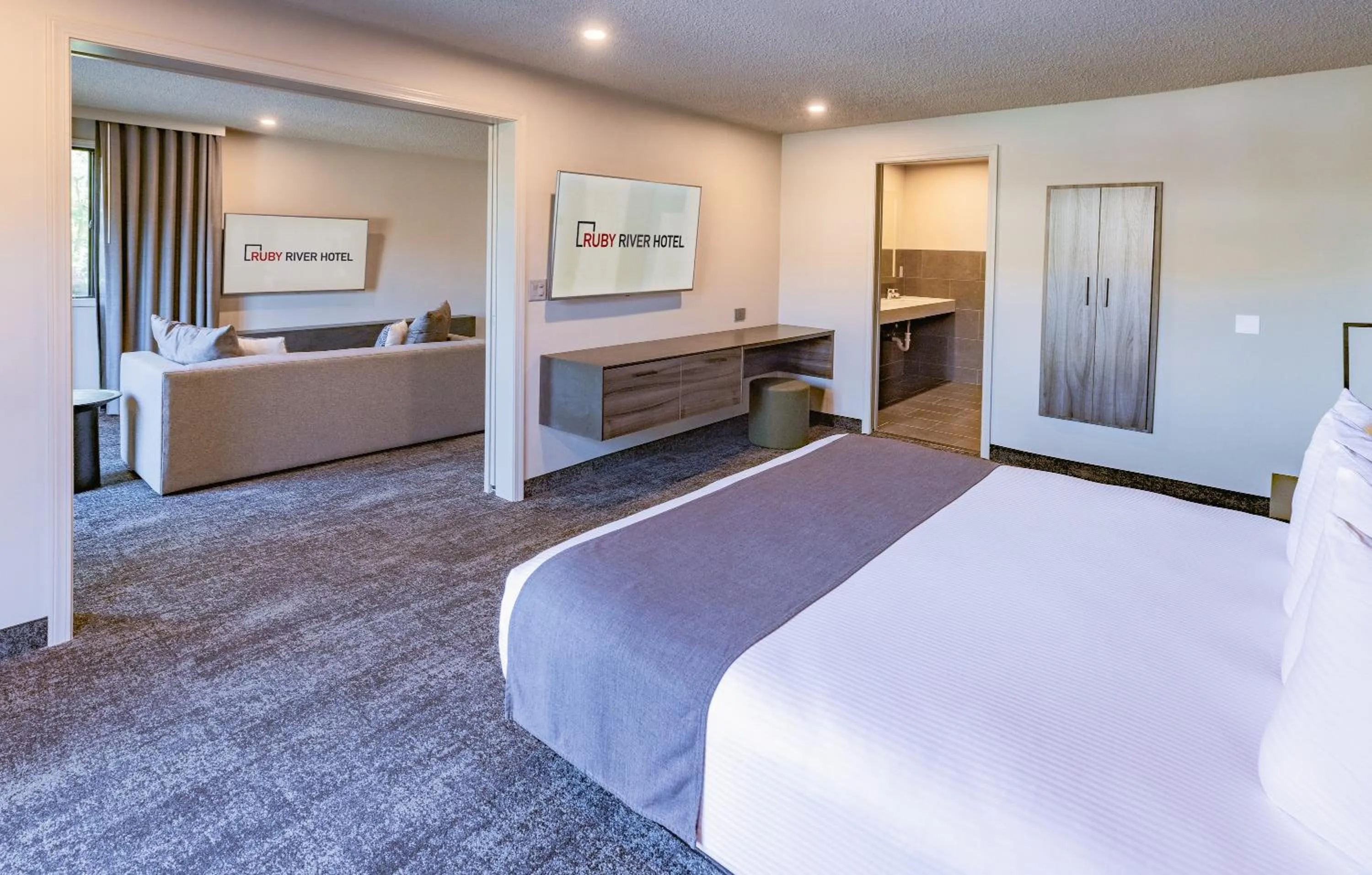 Suite - single occupancy in Ruby River Hotel