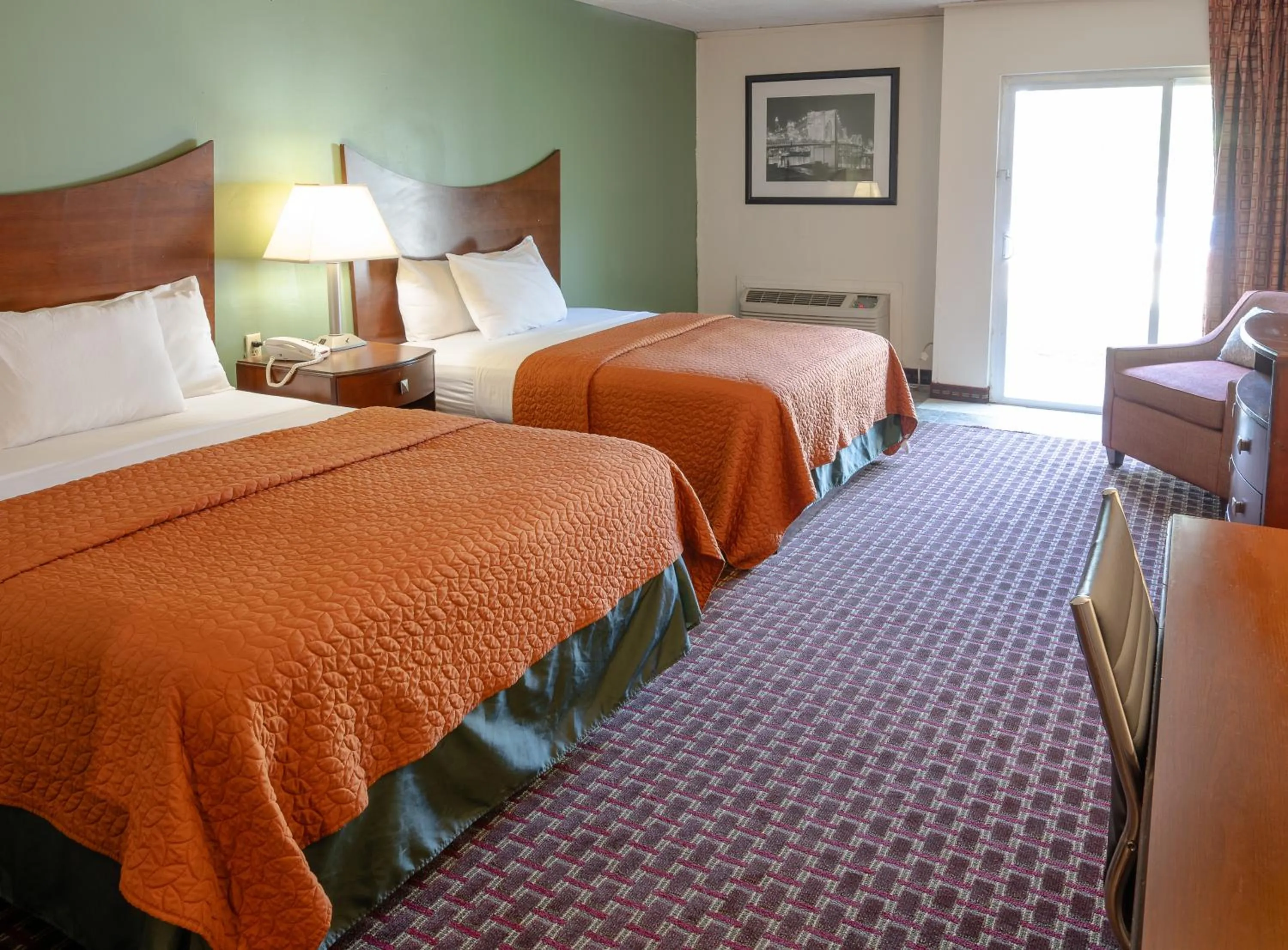 Deluxe Double Room in Select Inn Murfreesboro