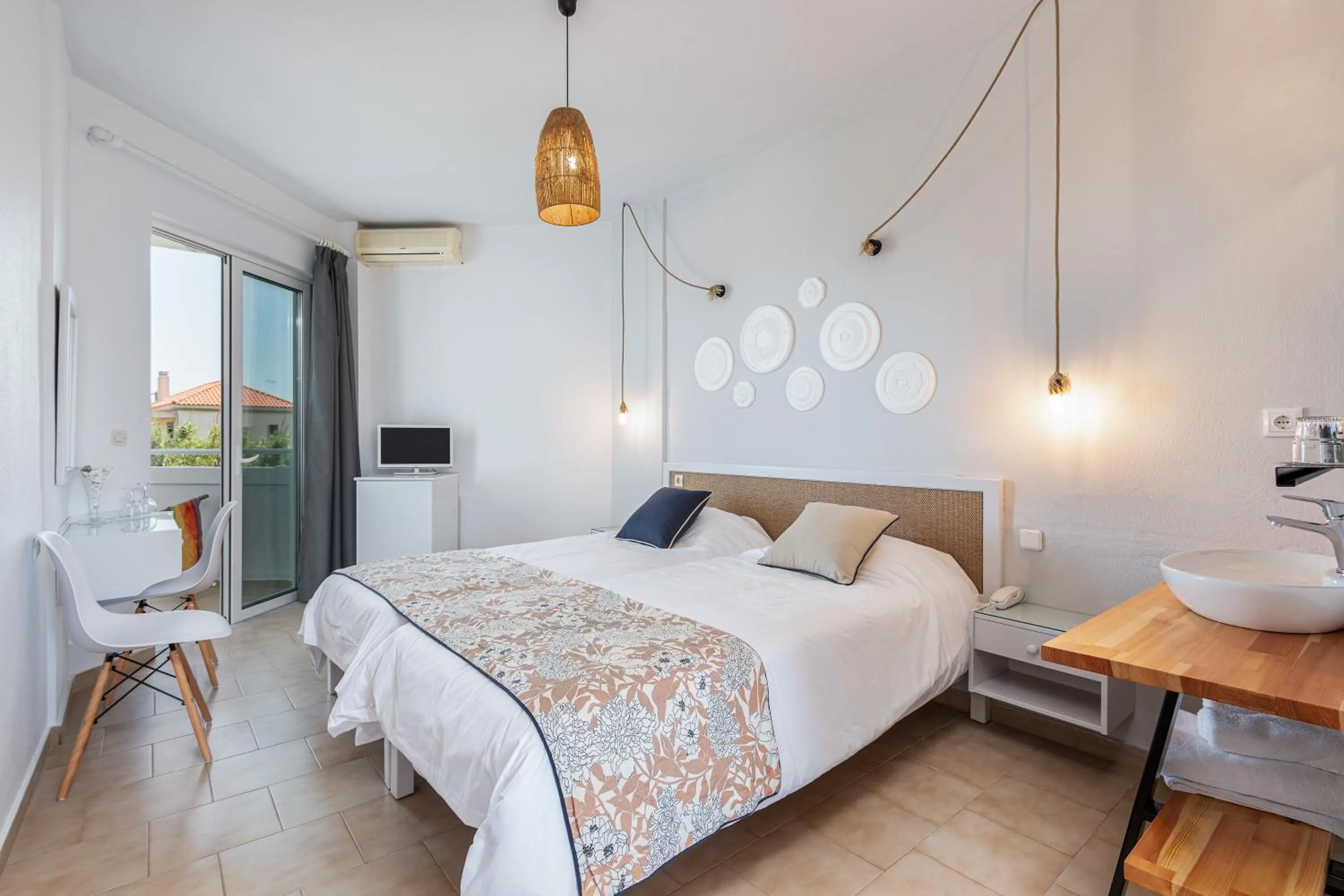 Classic Double Garden View Room in Mrs Chryssana Beach Hotel