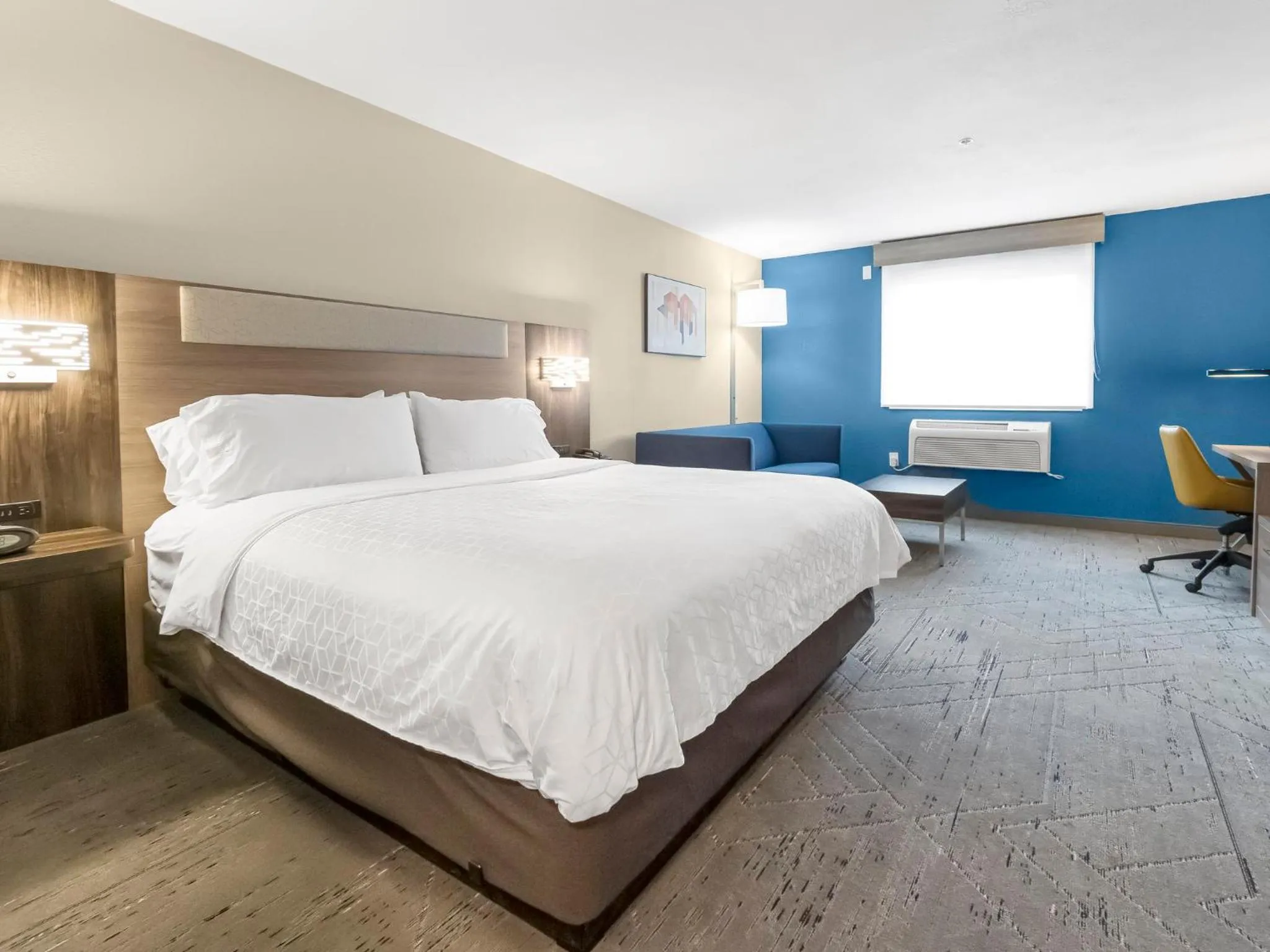 Standard King Room in Holiday Inn Express Salt Lake City South - Midvale by IHG
