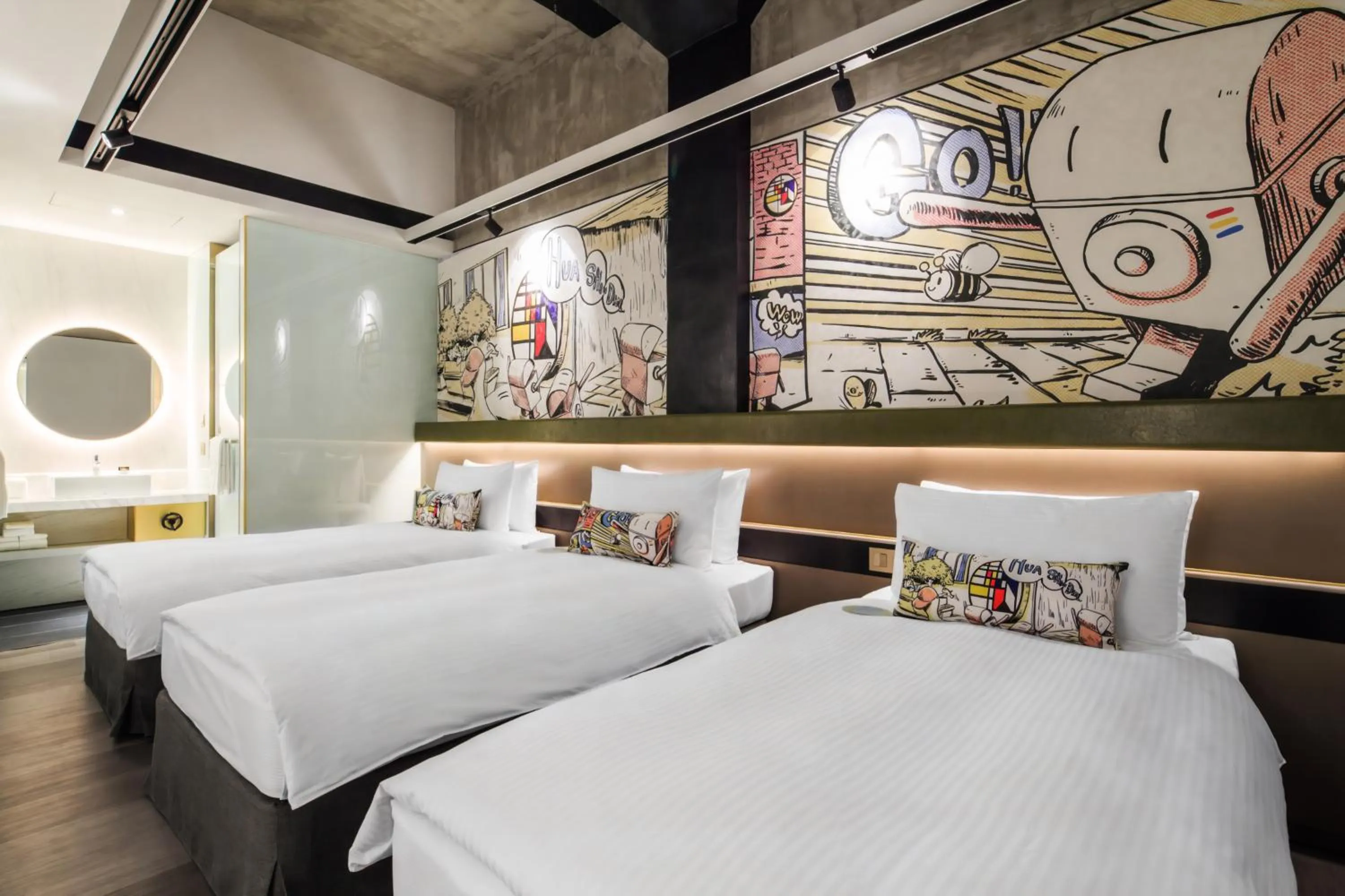 Standard Triple Room Without Window in Hua Shan Din by Cosmos Creation - Huashan Creative Park