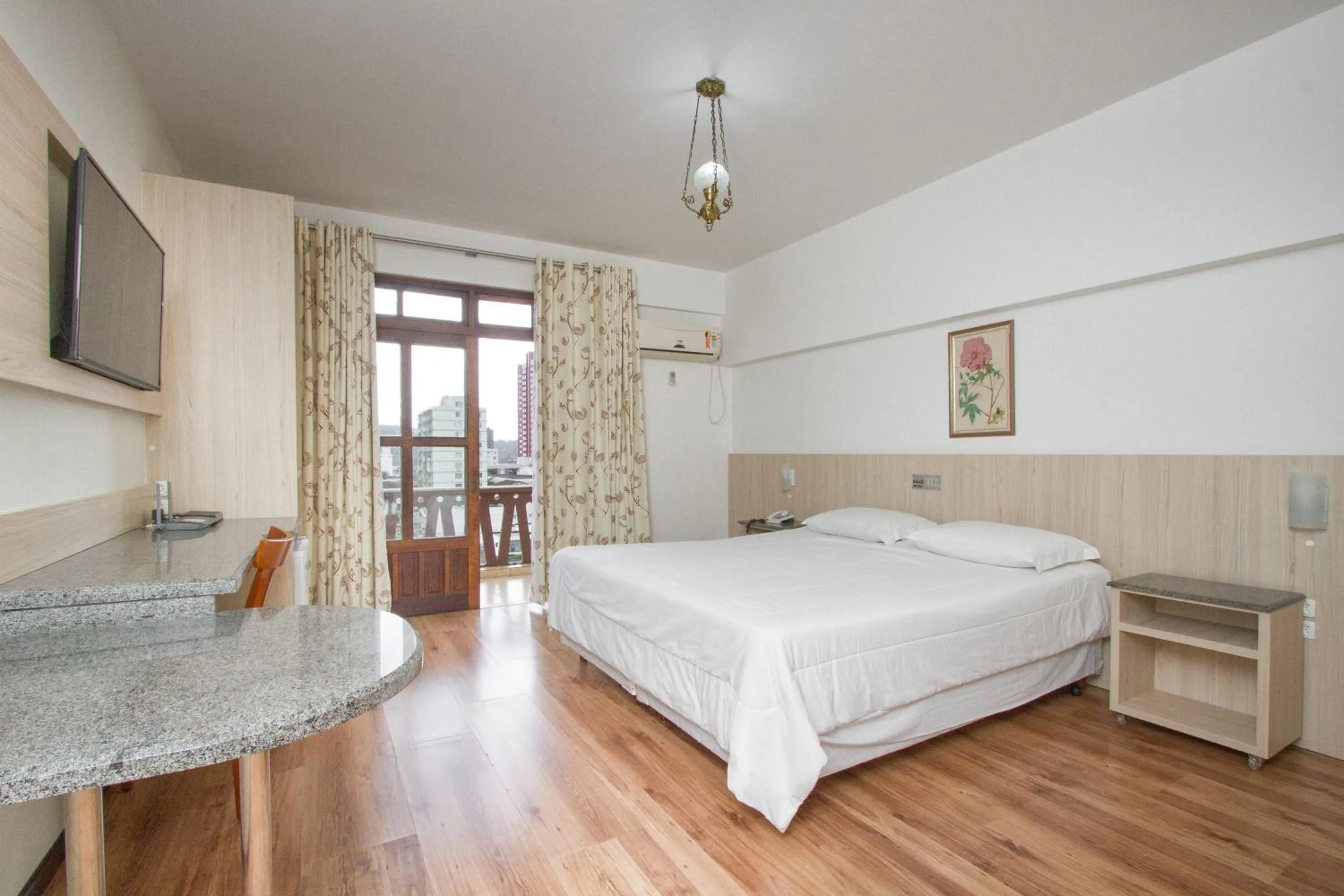 Standard Queen Room - single occupancy in Alven Hotel by Slaviero Hotéis