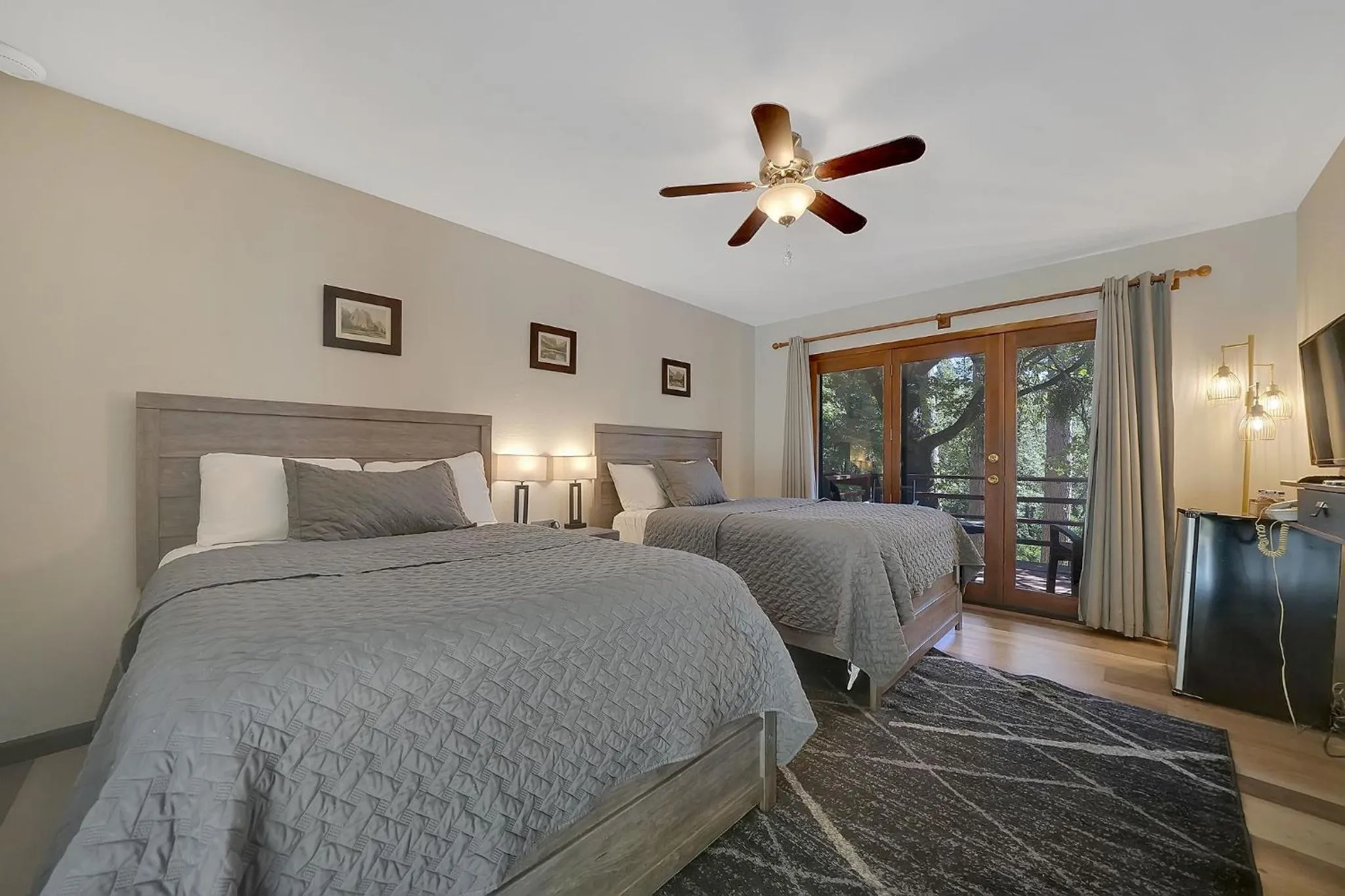 Double or Twin Room in Narrow Gauge Inn