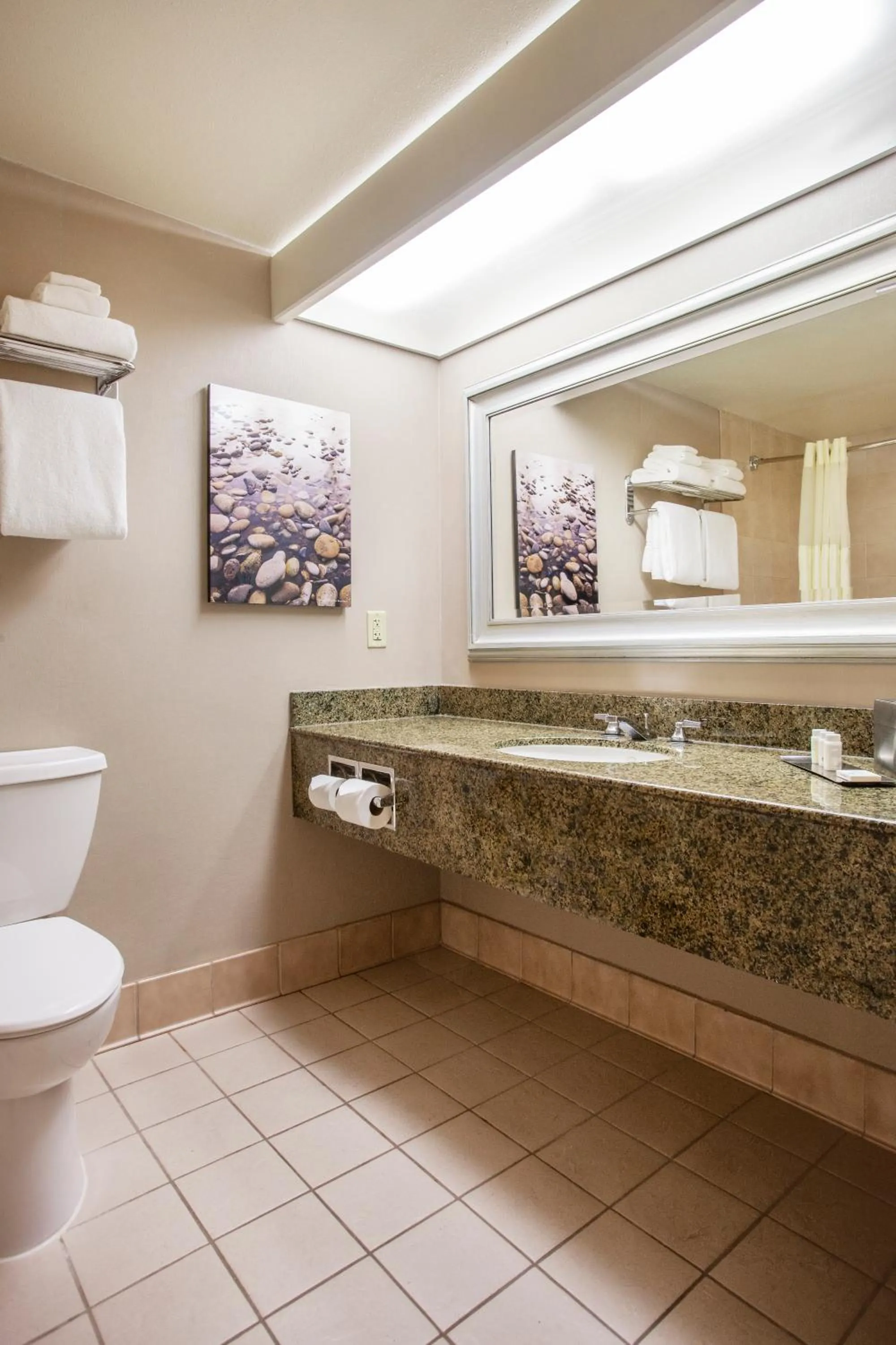 King Room - Disability Access in Riverside Hotel, BW Premier Collection