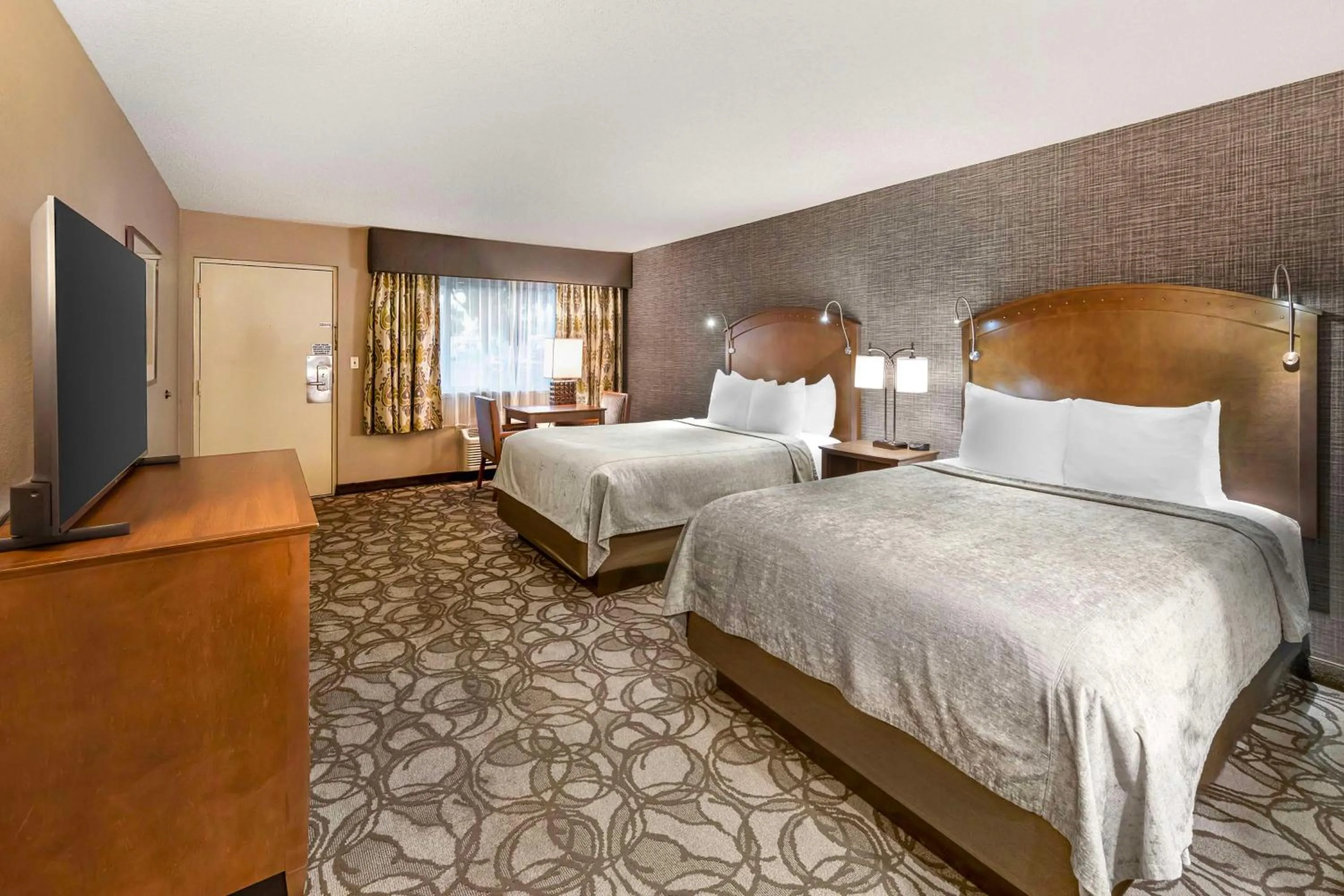 Superior Queen Room with Two Queen Beds - Non Smoking in Best Western Plus Black Oak