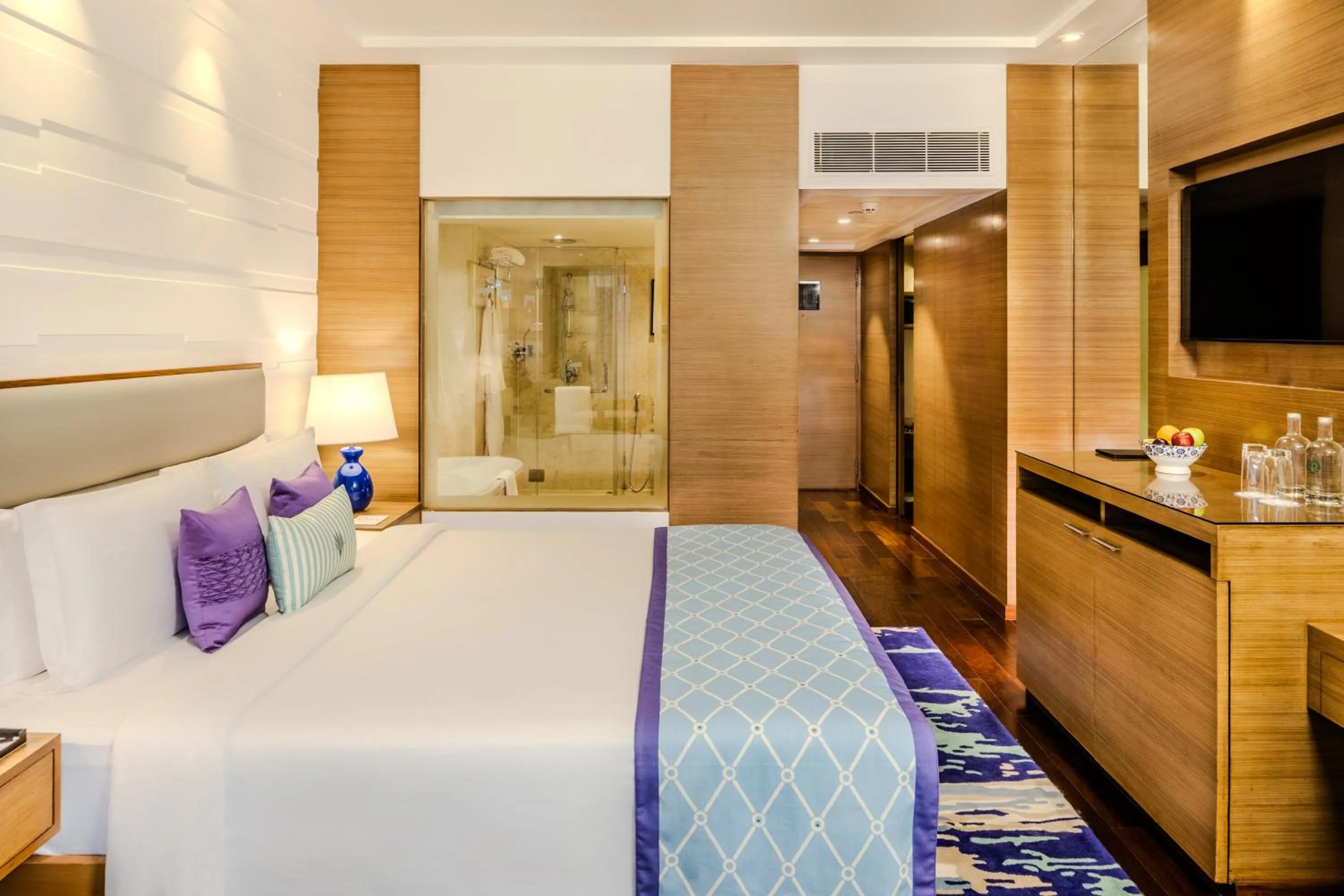 Premium Room City View King Bed - single occupancy in Vivanta Goa, Panaji