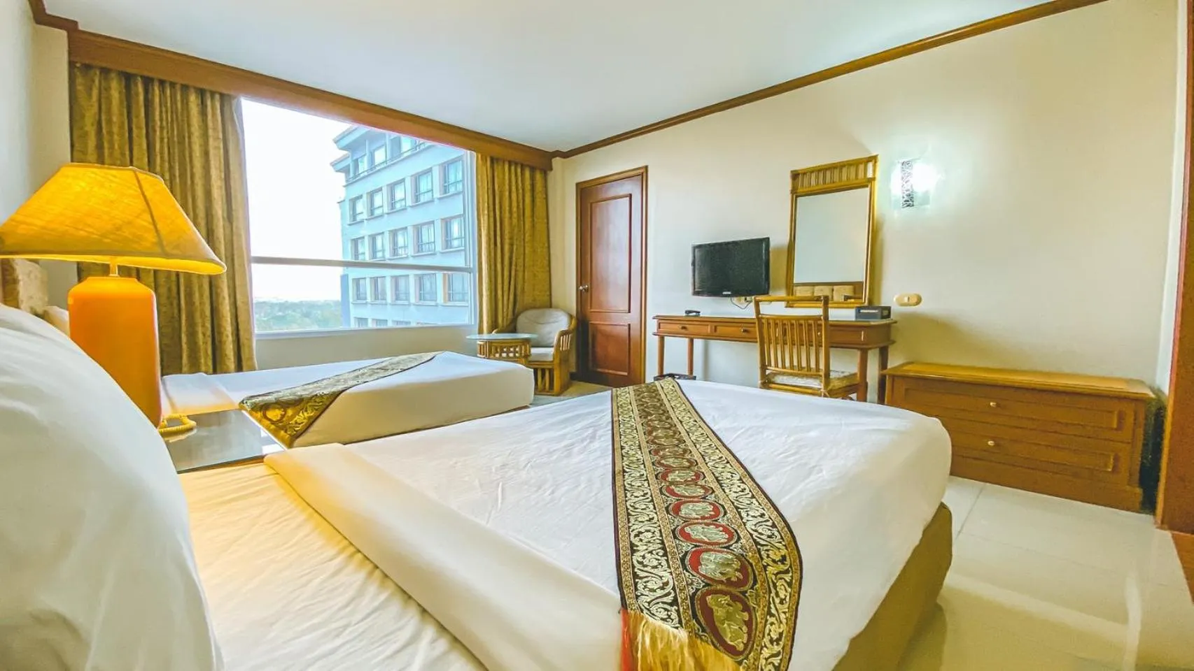 Deluxe Twin Room in K Park Grand Hotel