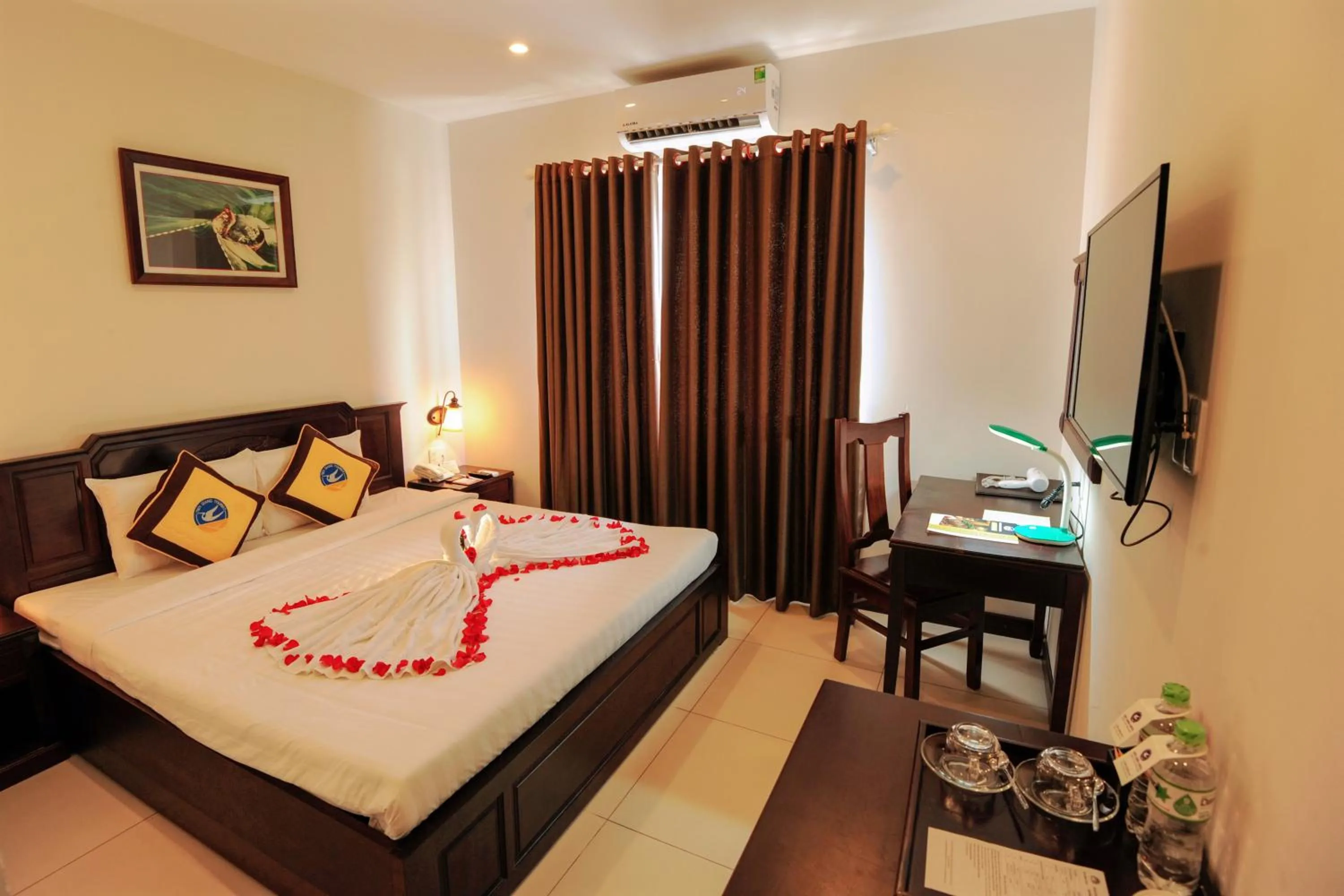 Superior Double Room in Cuu Long Hotel