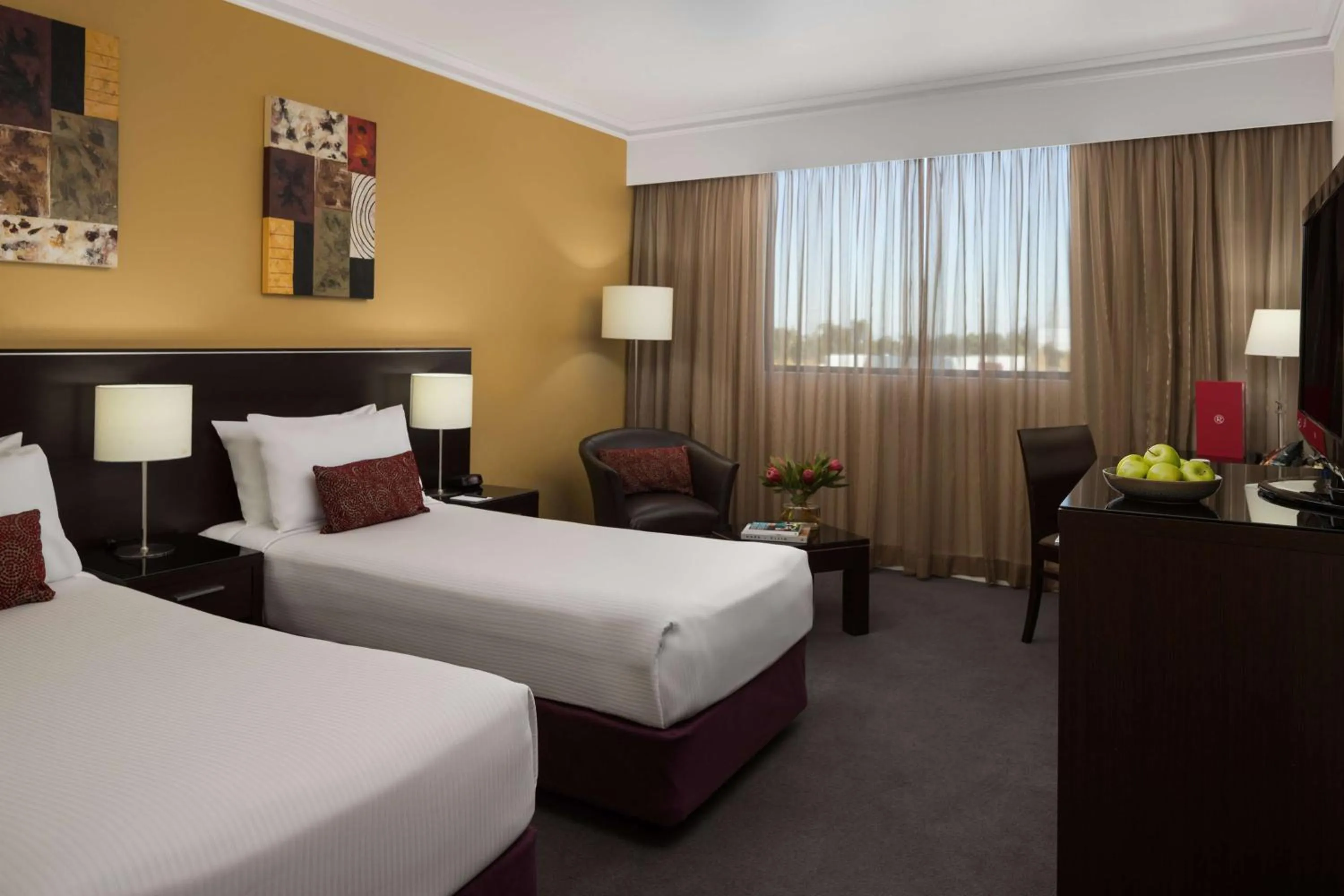 Standard Twin Room in Rydges Norwest Sydney