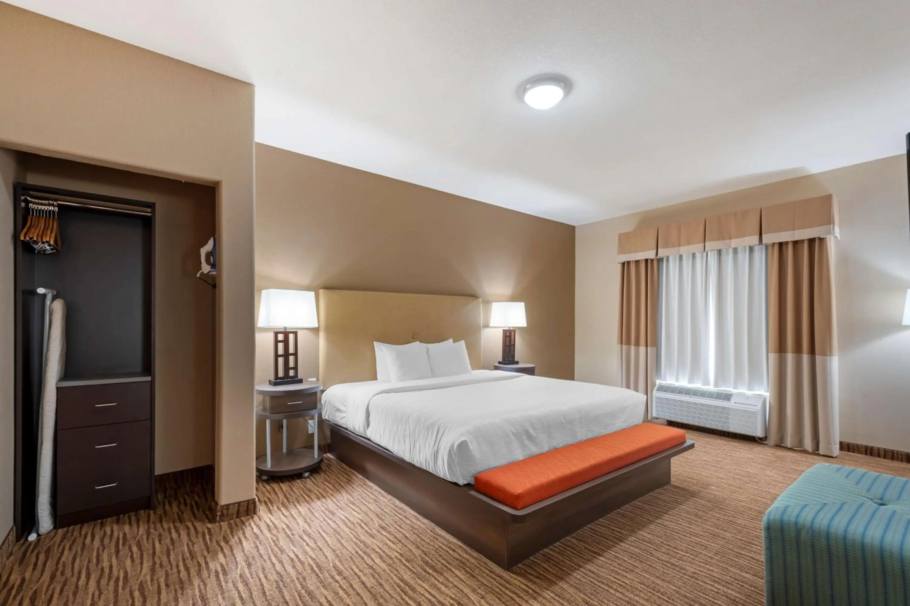 King Suite with Sofa Bed and Separate Bedroom - Non-Smoking in Best Western Plus DFW Airport Suites
