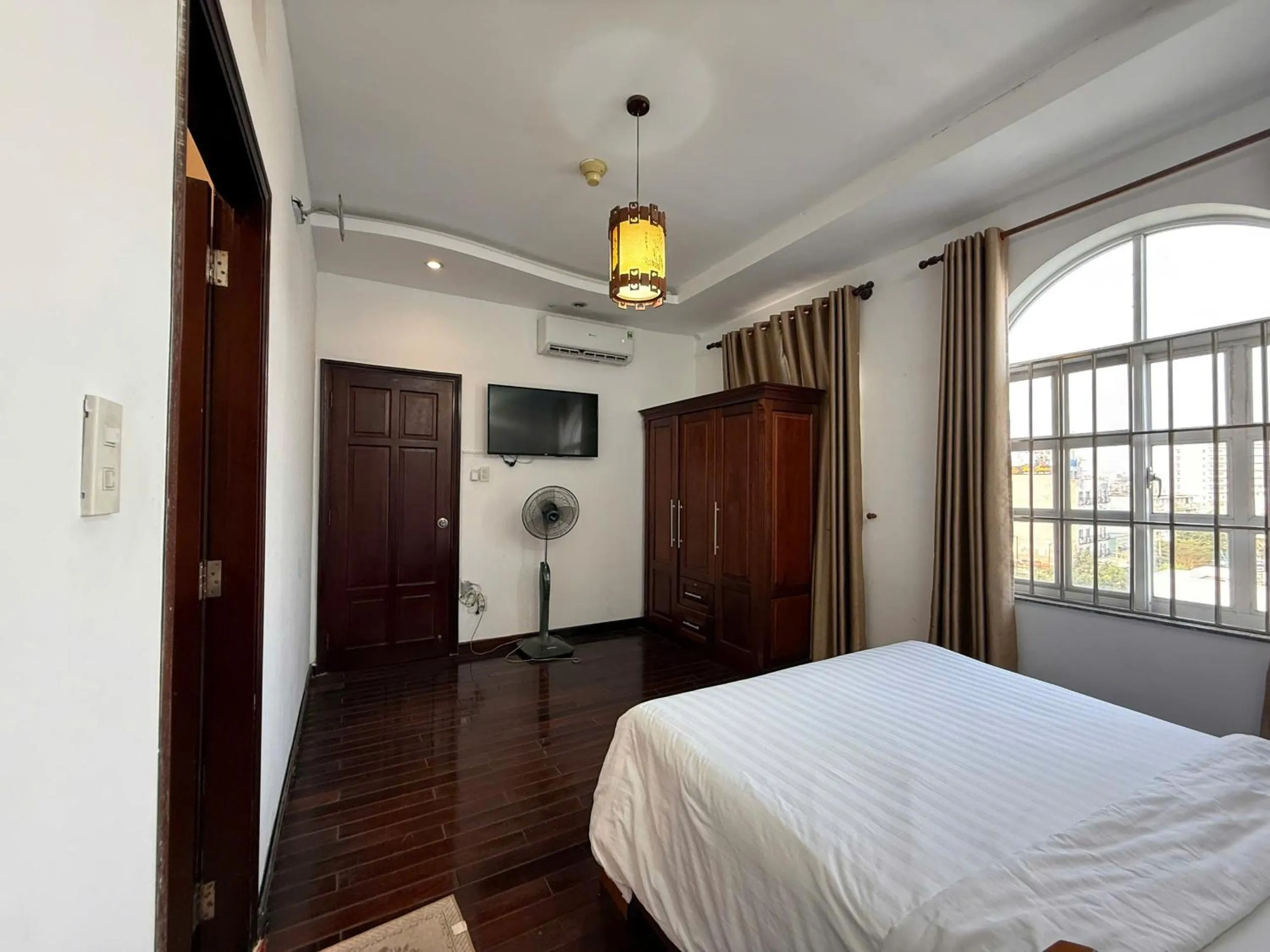 Two-Bedroom Apartment in Hoa Phat Hotel & Apartment