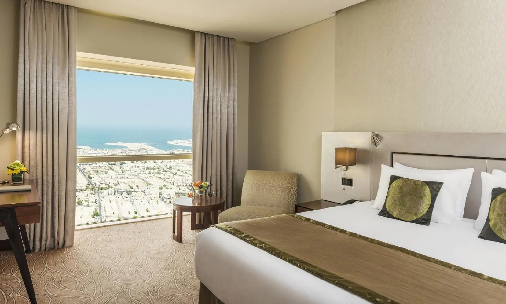 Sky Superior Room Twin Bed in The Tower Plaza Hotel Dubai