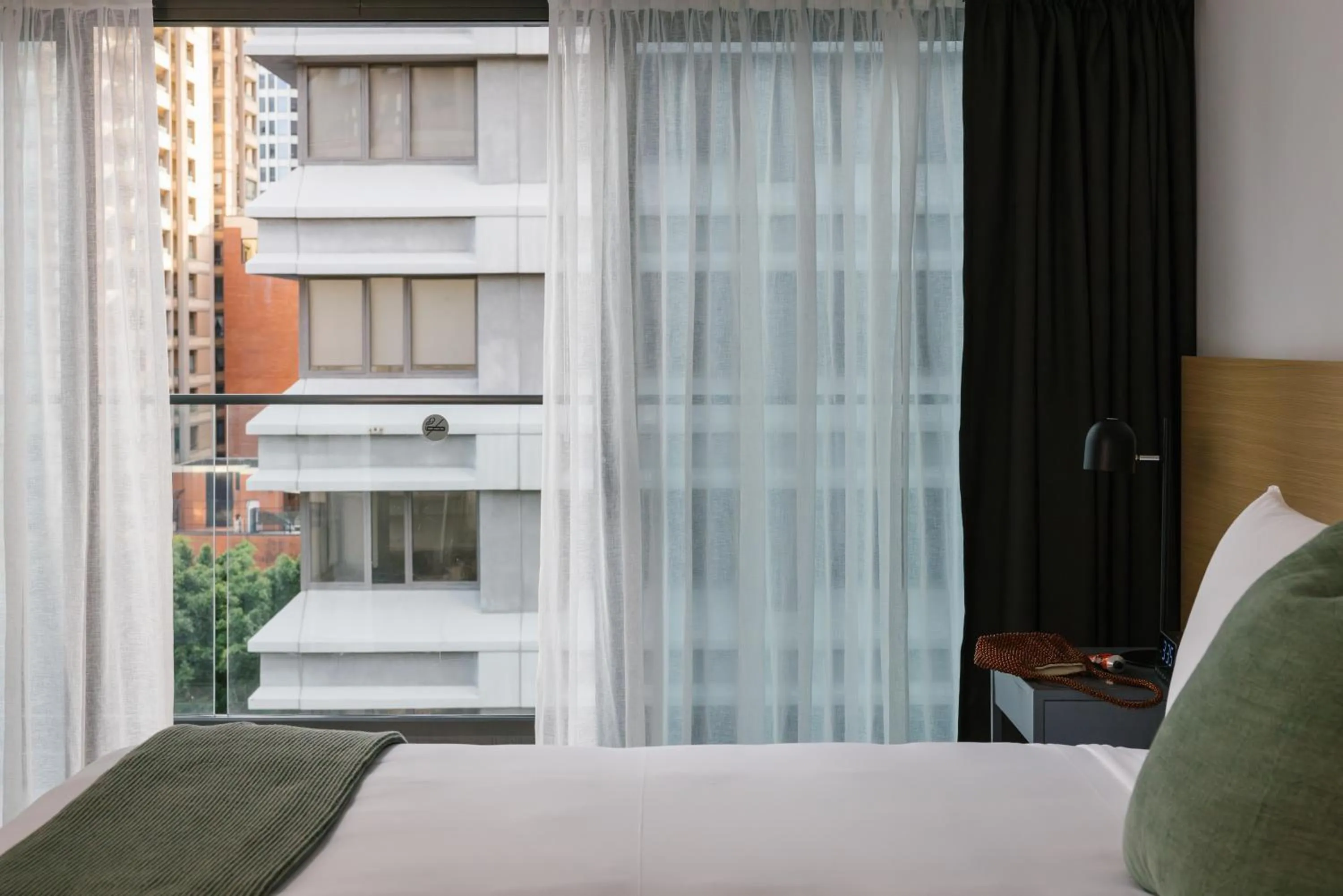 Deluxe Triple Room in Song Hotel Sydney