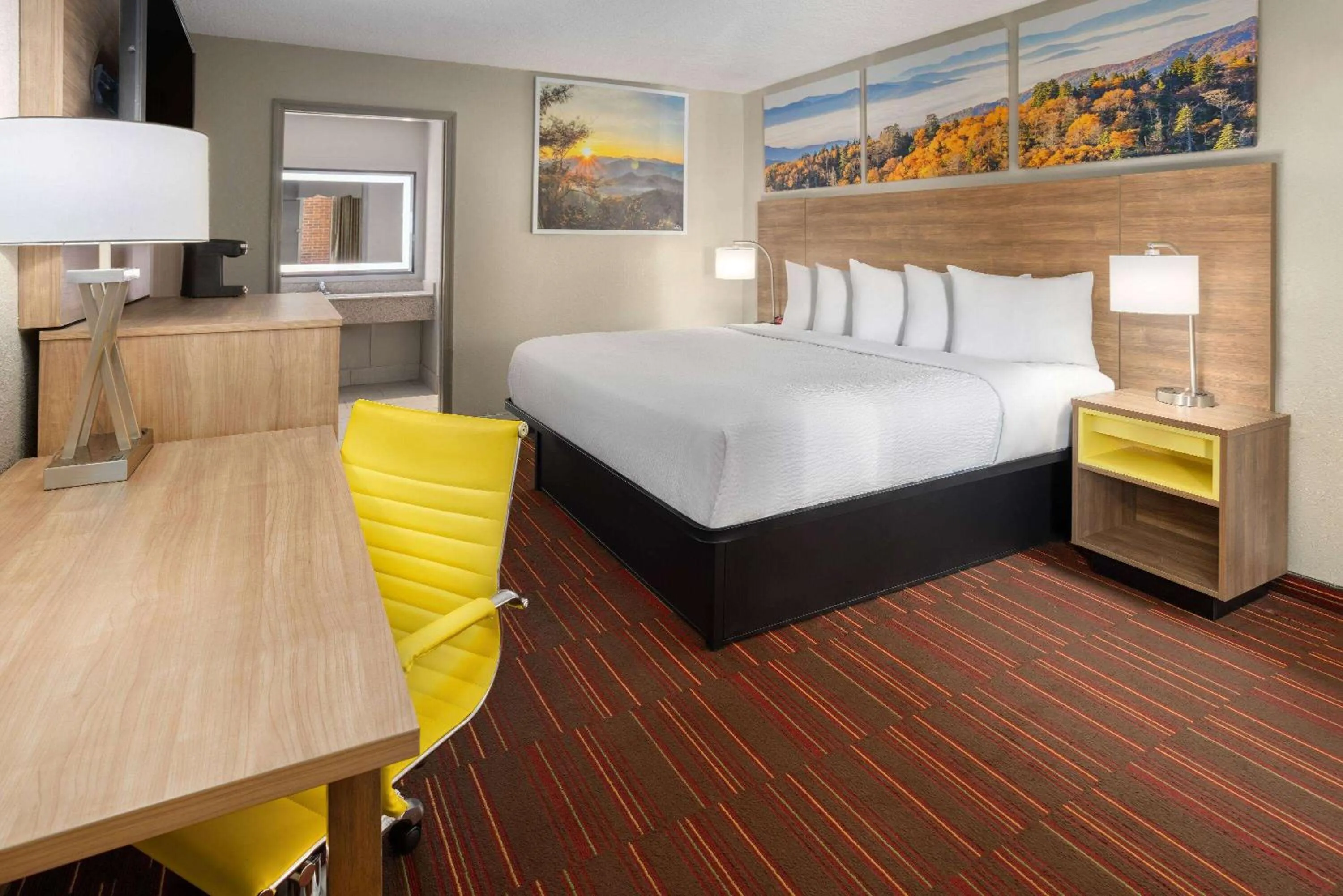 King Room - Disability Access/Non-Smoking in Days Inn by Wyndham Forsyth