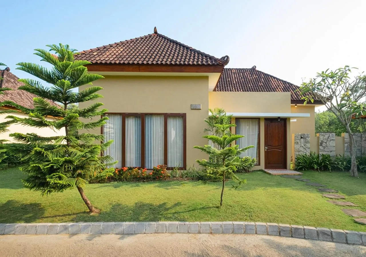 Shanaya Royal Villa - Three-Bedroom Villa with Private Pool in Shanaya Resort Malang