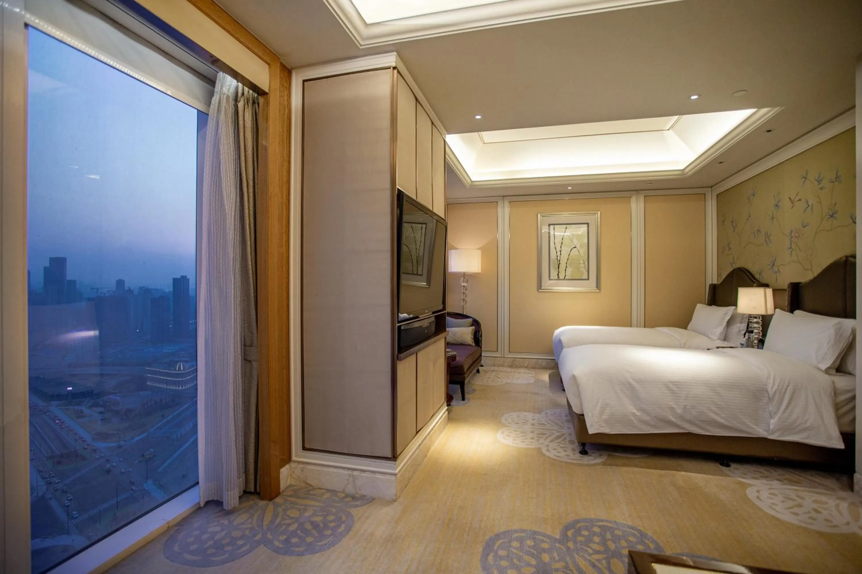 Deluxe Double Room with Two Double Beds in Conrad Dalian