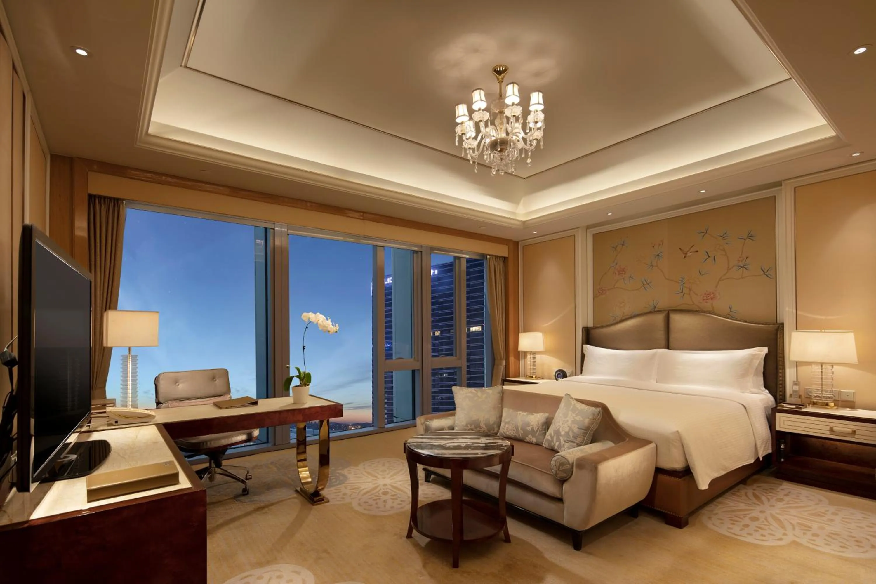 Executive King Room - Lounge Access in Conrad Dalian