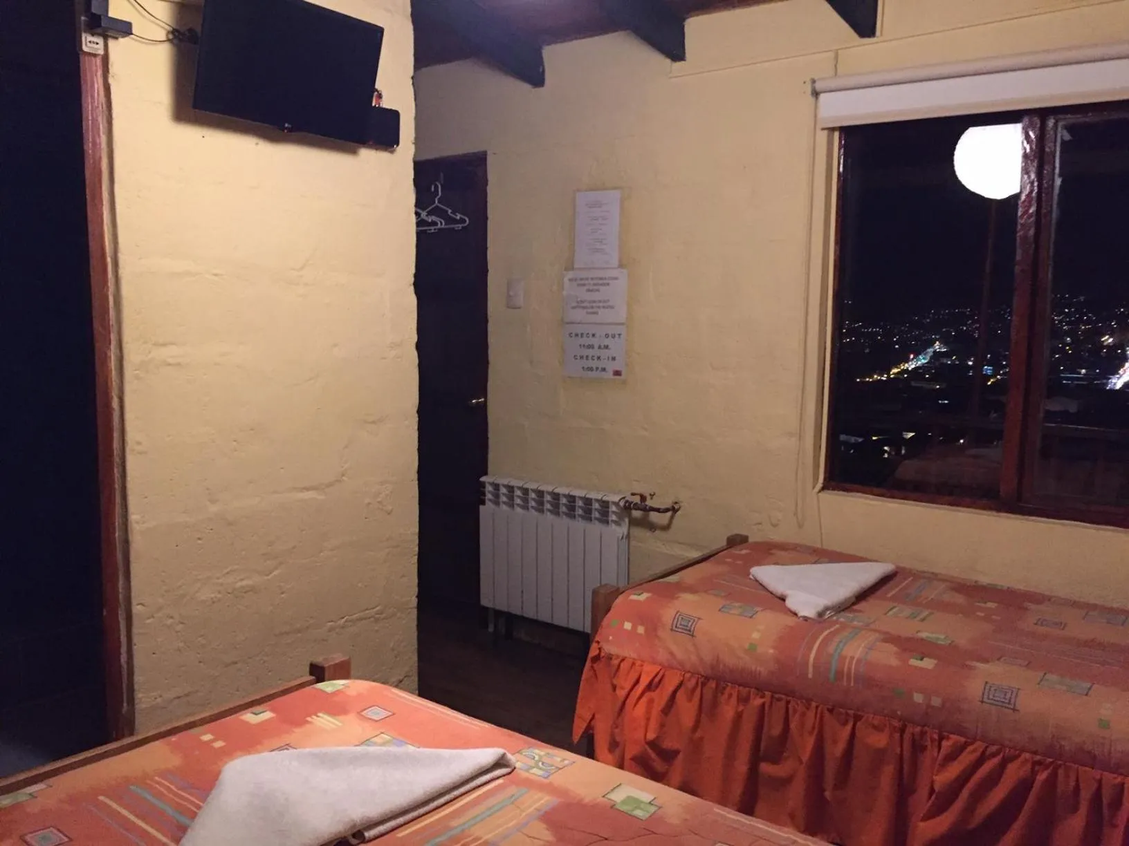 Deluxe Twin Room in Samay Wasi Hostel