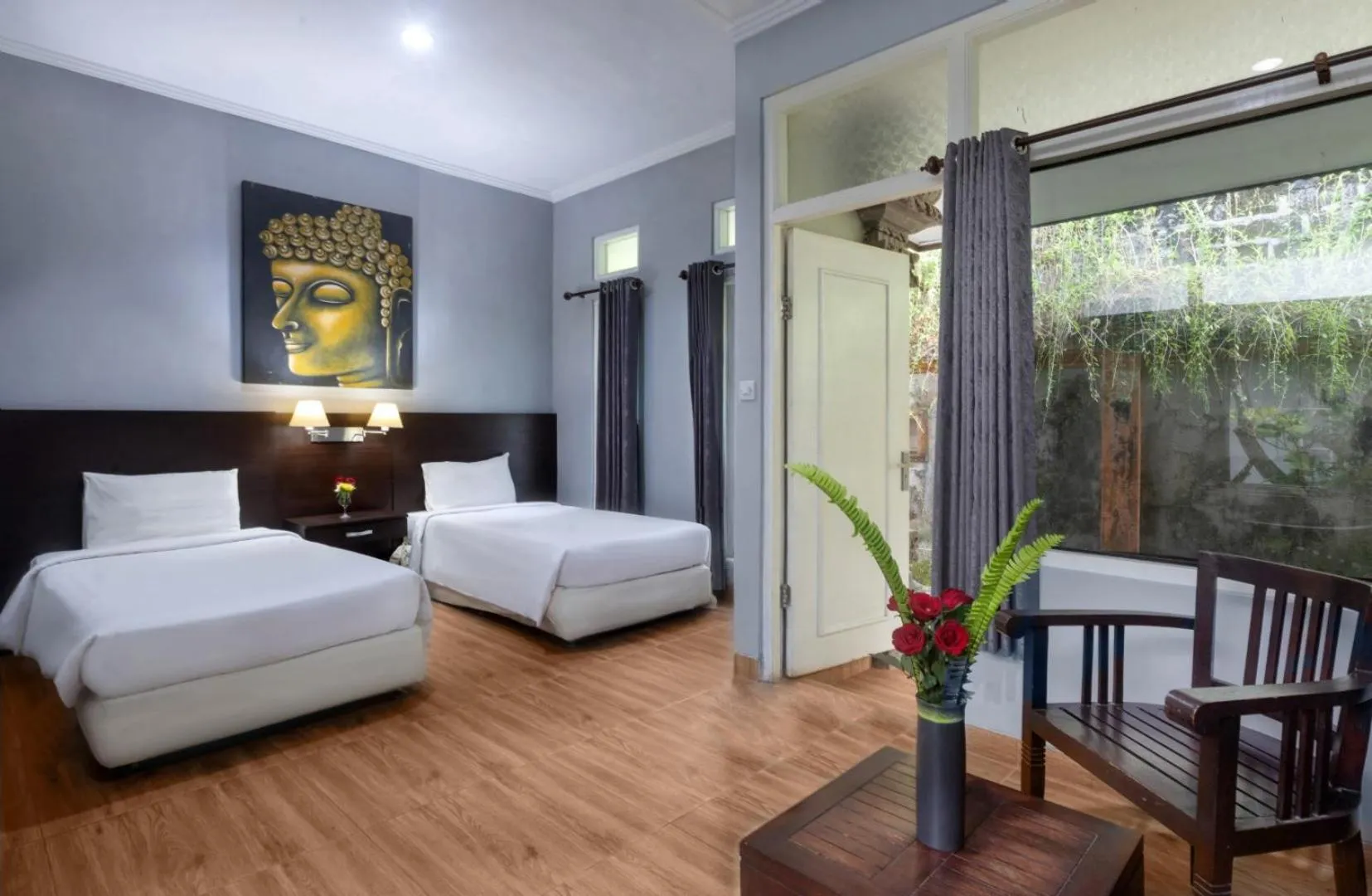 Twin Room in Dewi Sinta Hotel and Restaurant