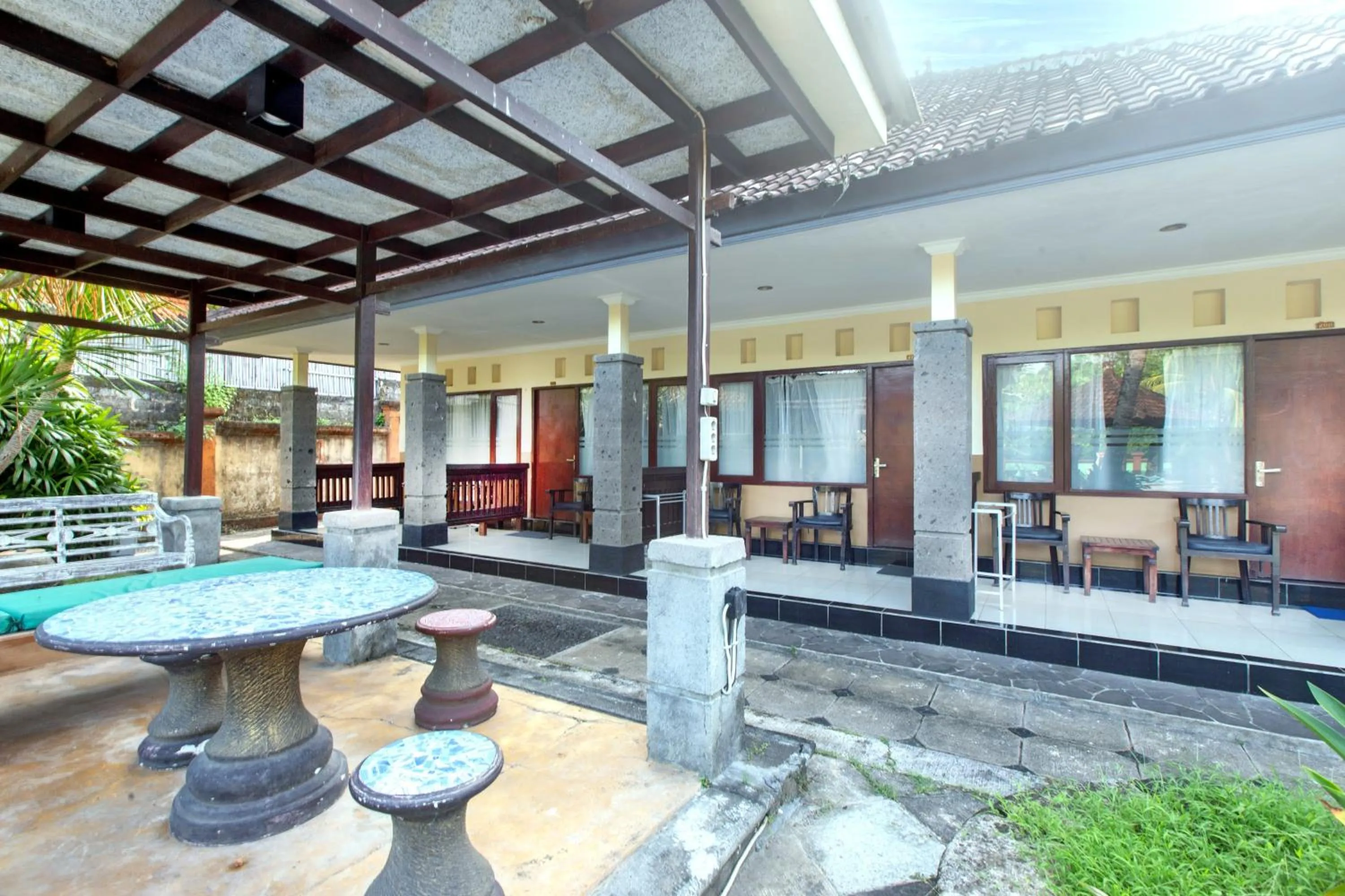 Superior Double Room in Dewi Sinta Hotel and Restaurant