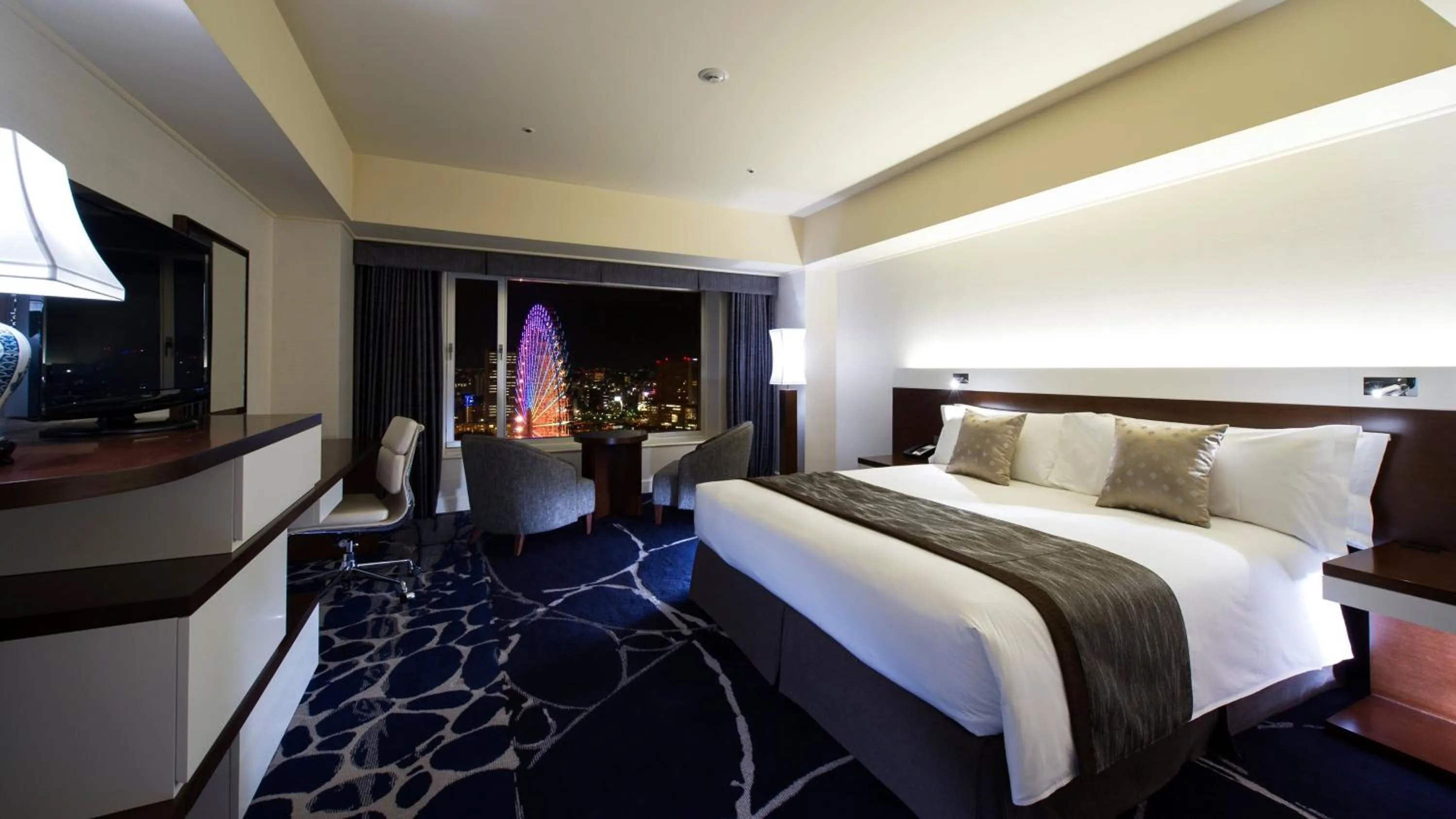 Premium King Room with City View in InterContinental Yokohama Grand by IHG