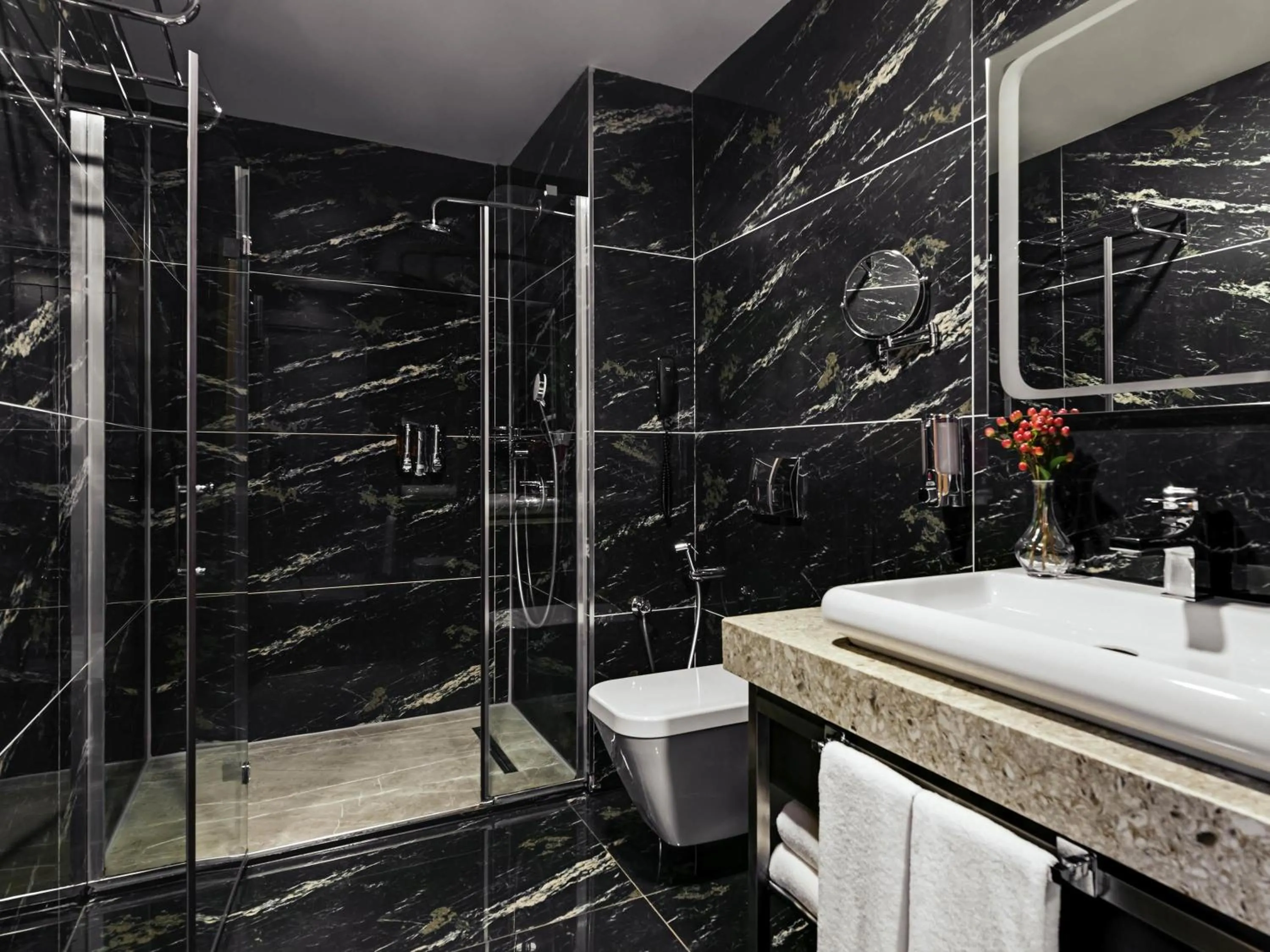 Deluxe City Room with One Double Bed in Mövenpick Hotel Trabzon